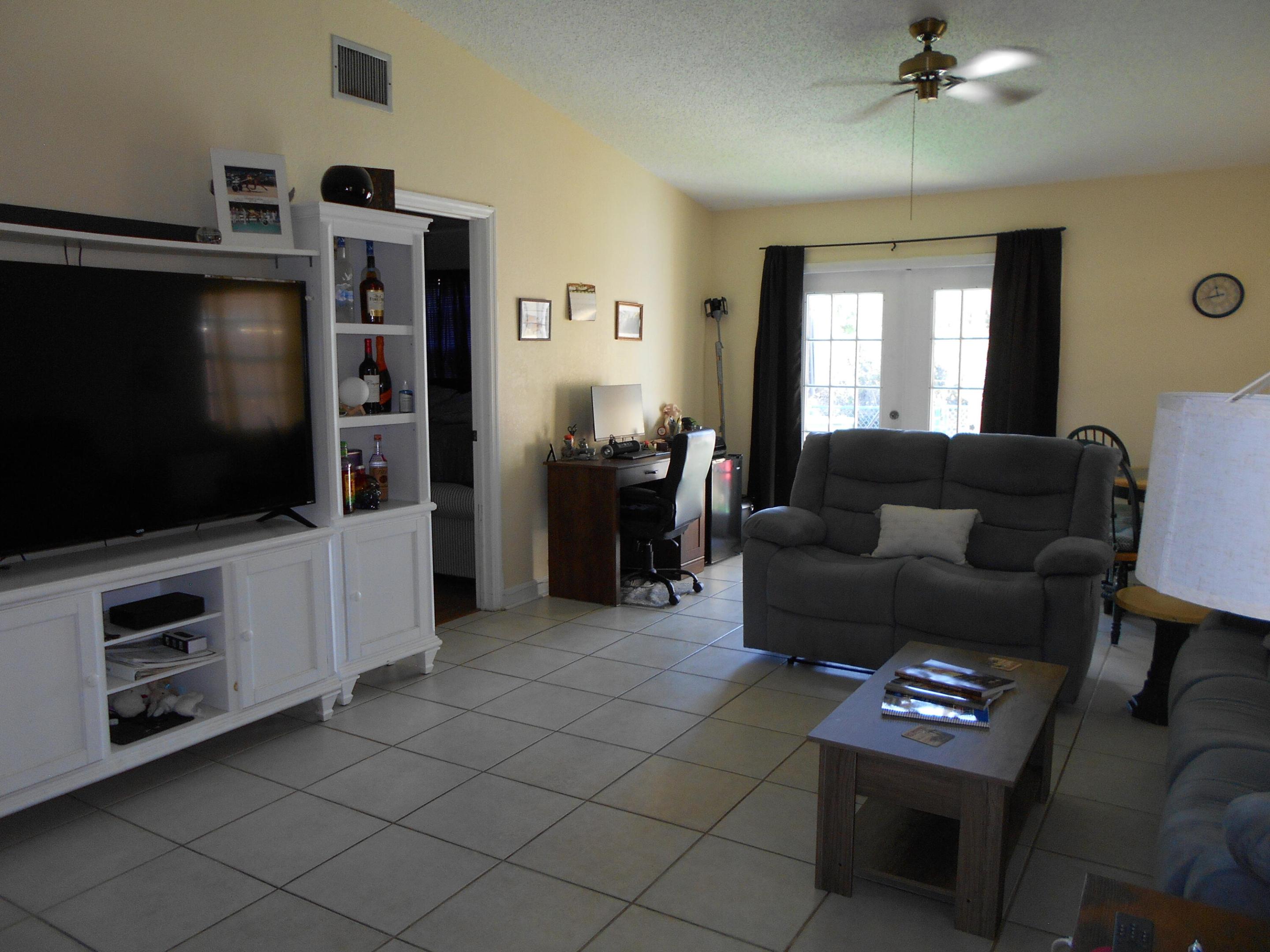 510 NW 43rd Street