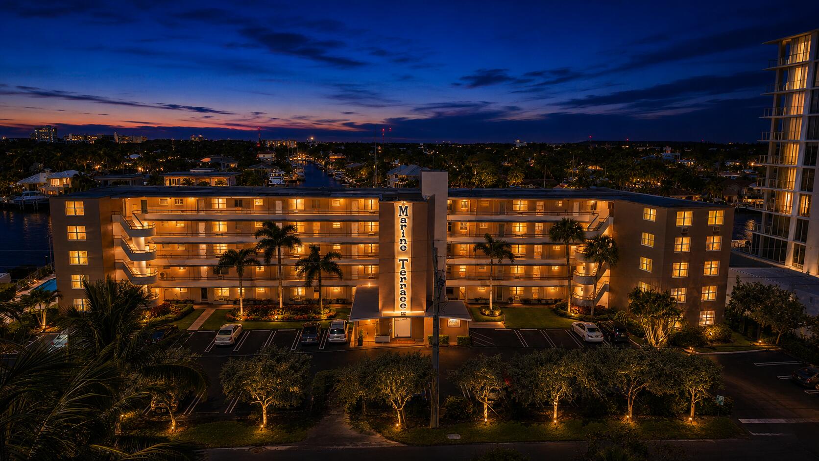 401 N Riverside Drive 408
