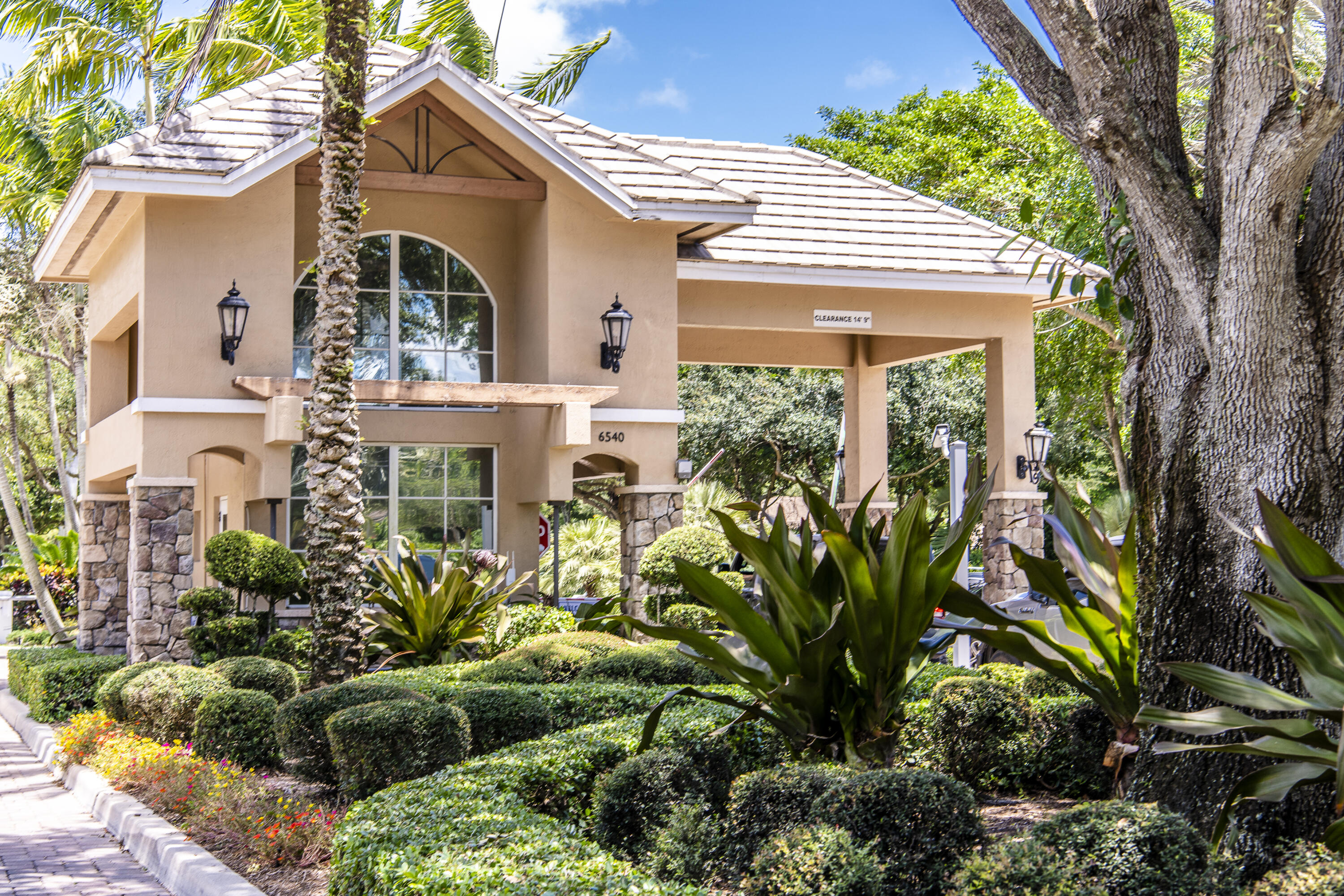 7031 Ventura Court