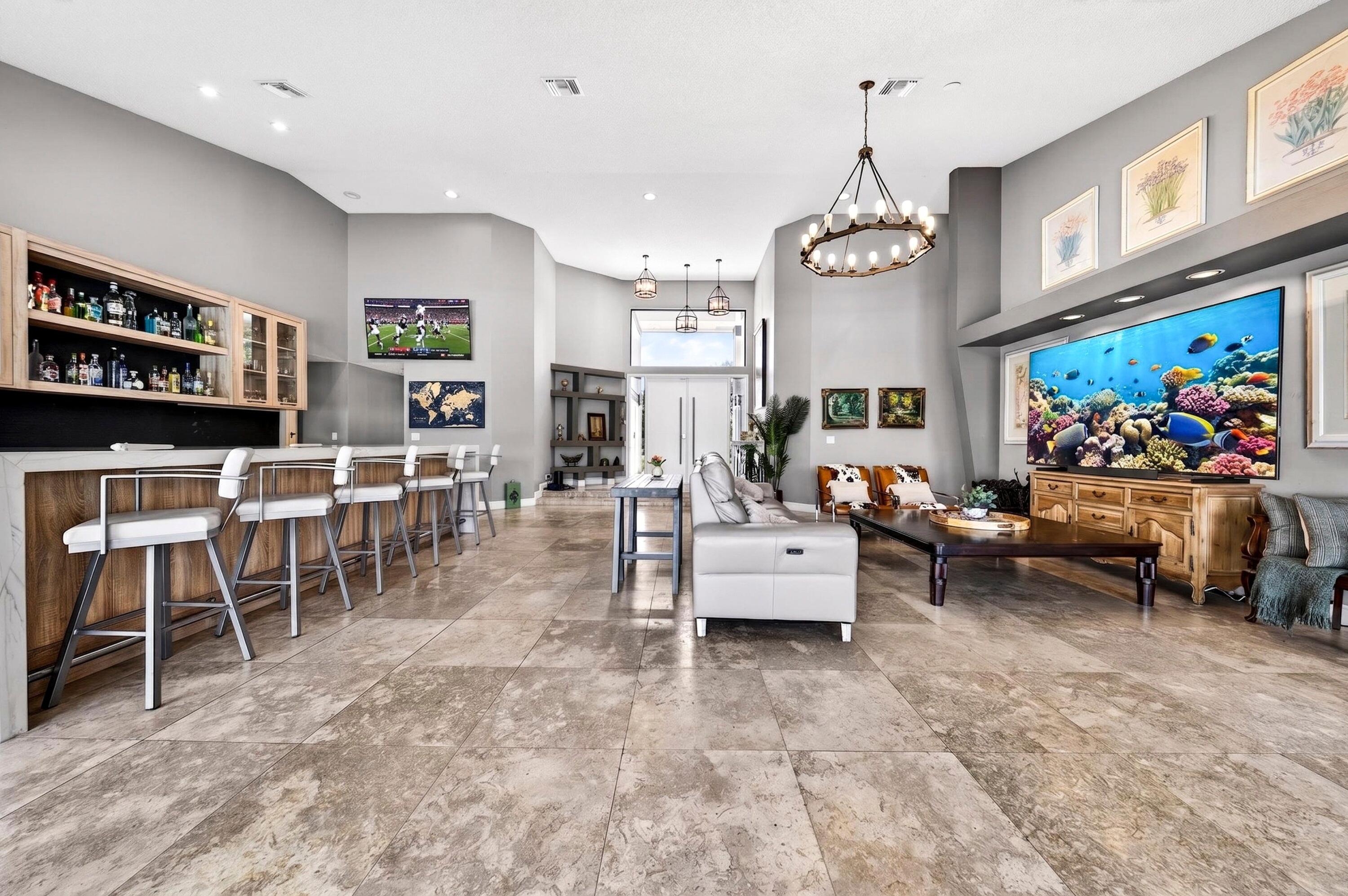 7031 Ventura Court