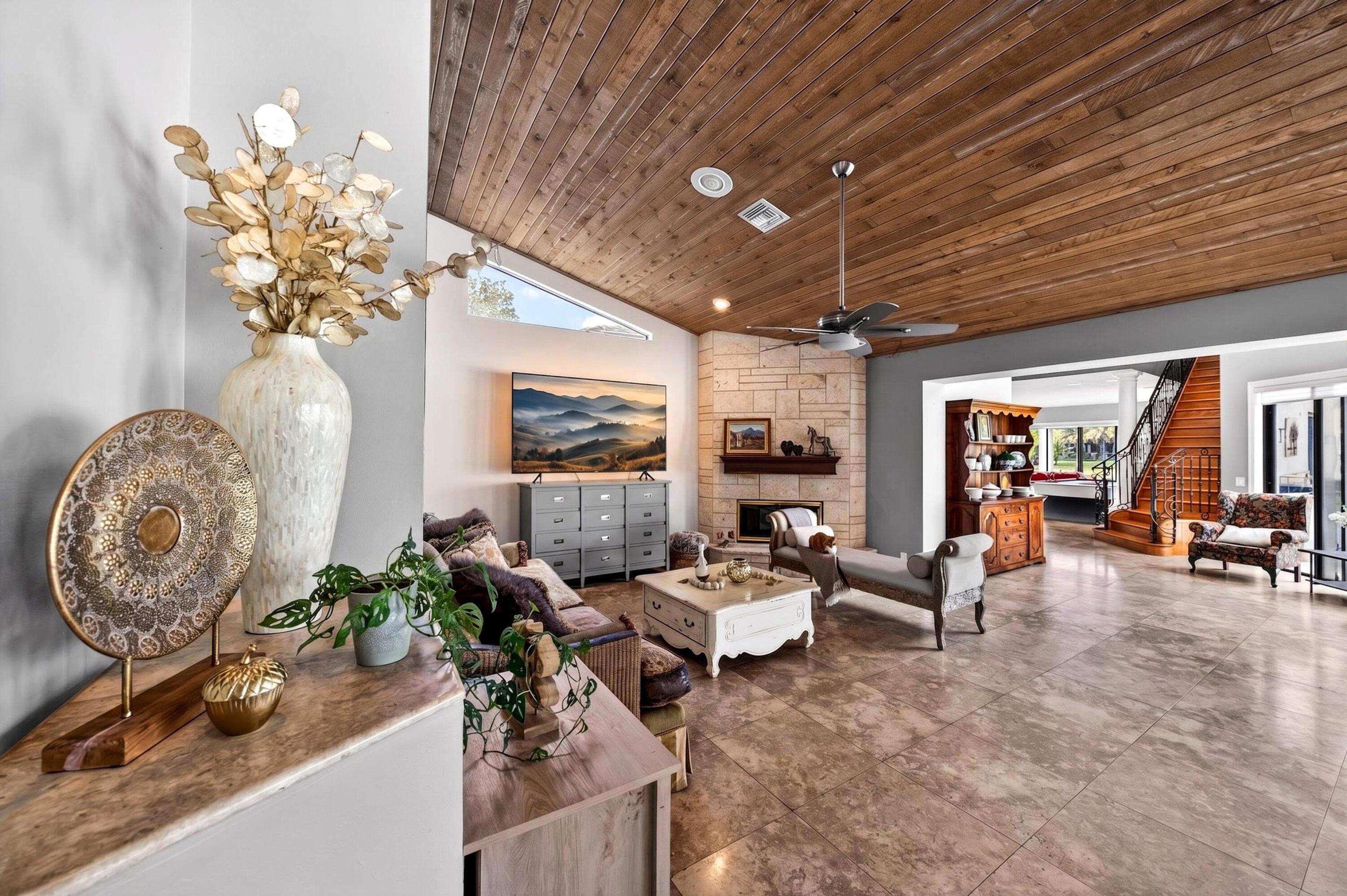 7031 Ventura Court