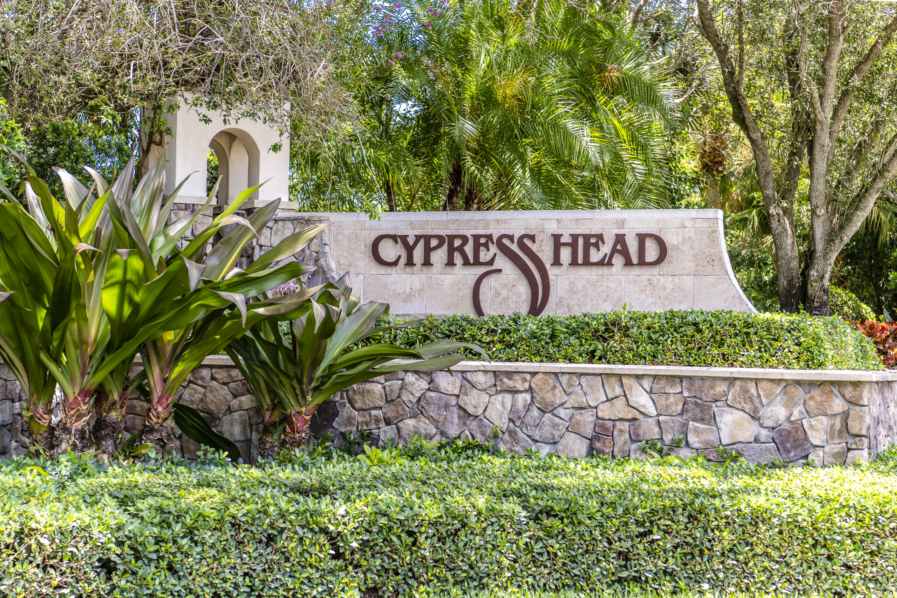 7031 Ventura Court
