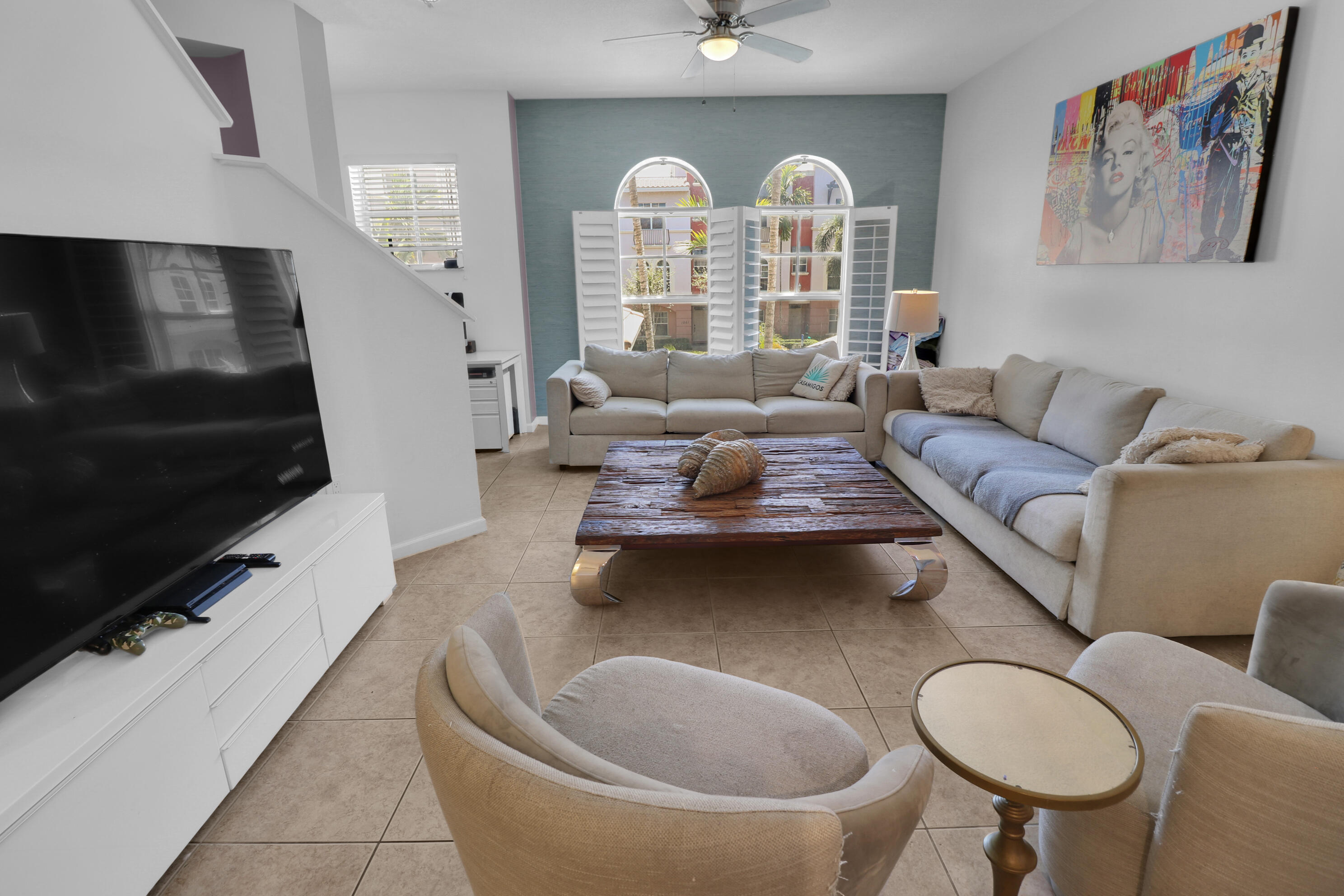 1033 NE 17th Way 1204