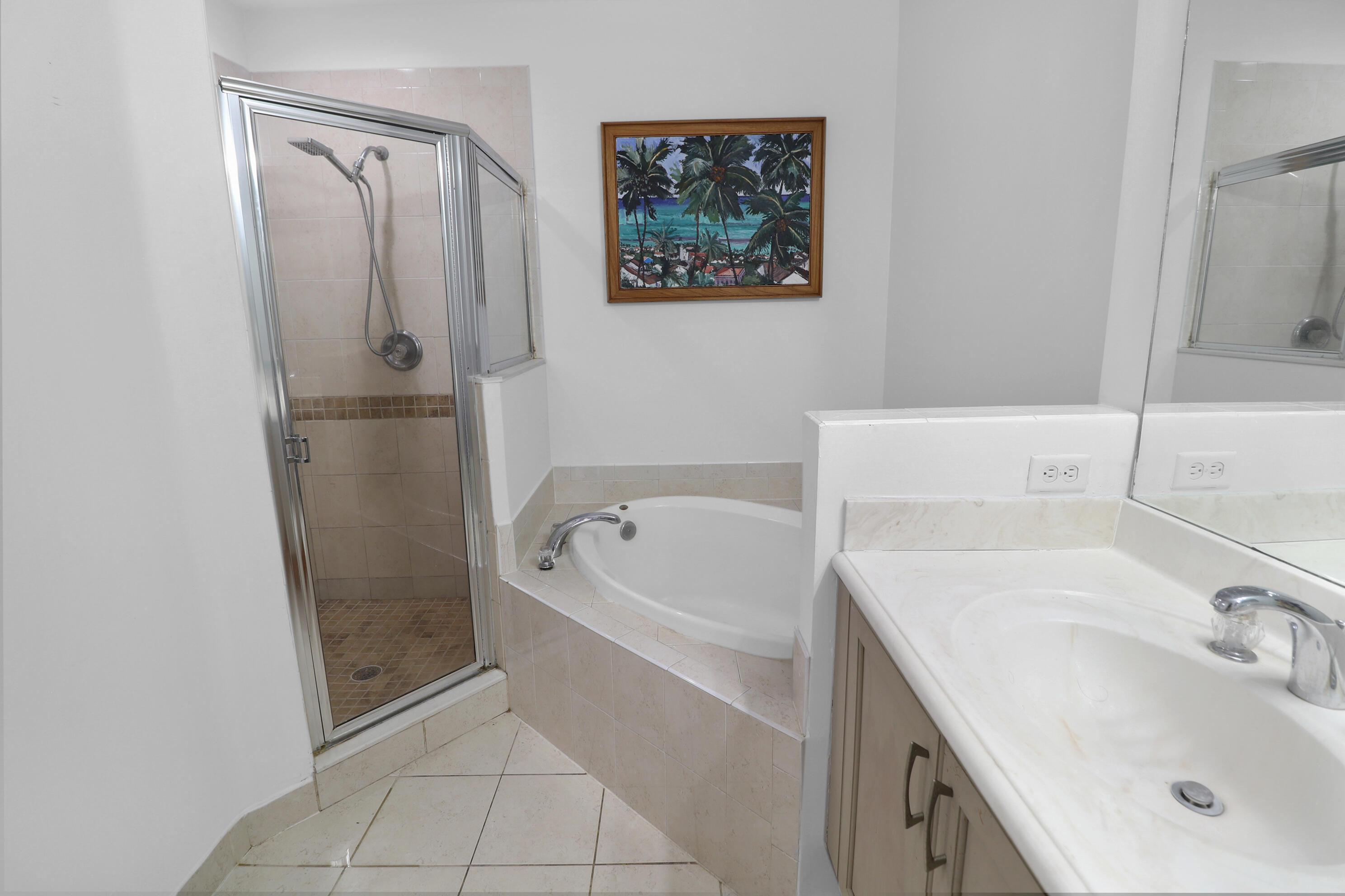1033 NE 17th Way 1204