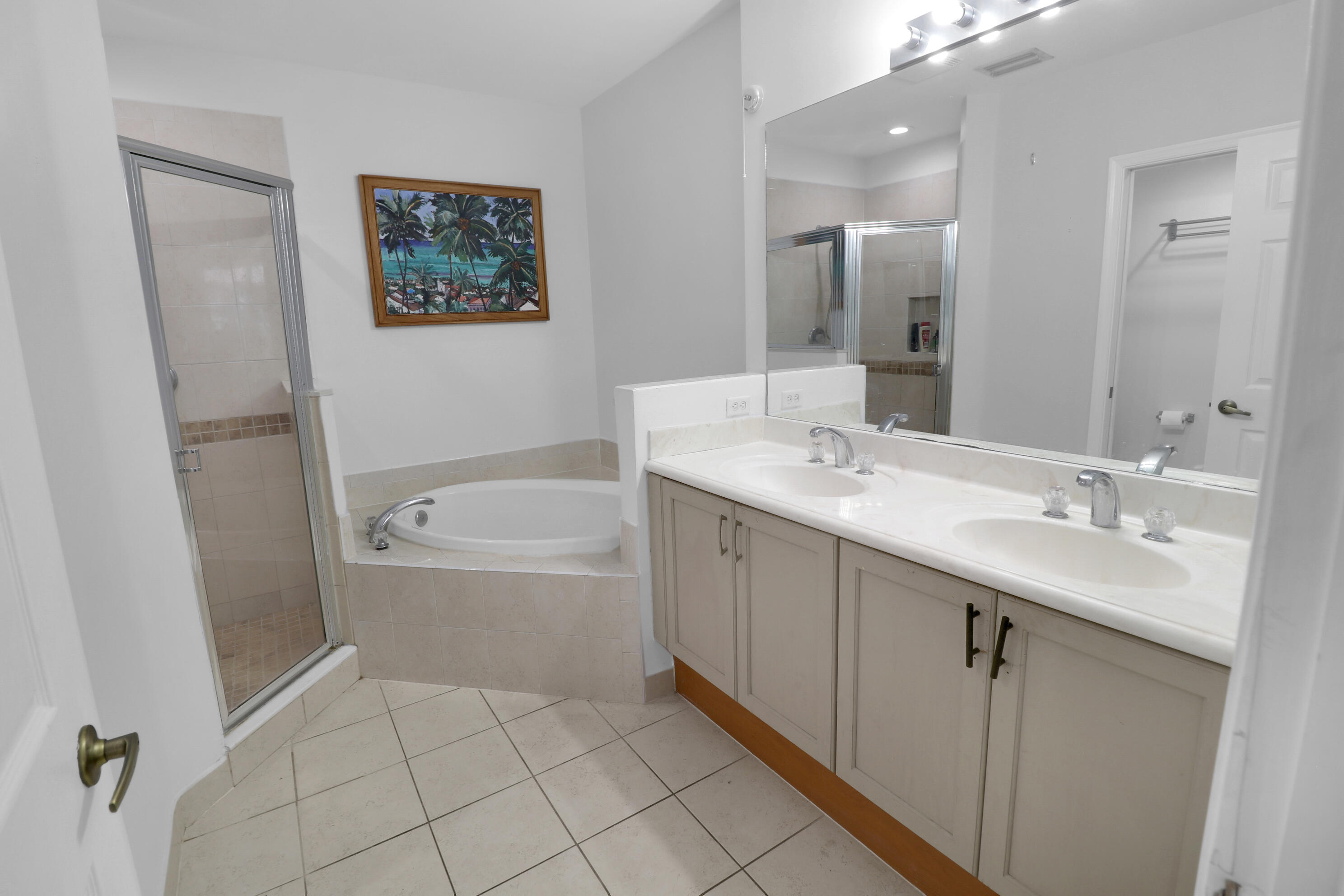 1033 NE 17th Way 1204