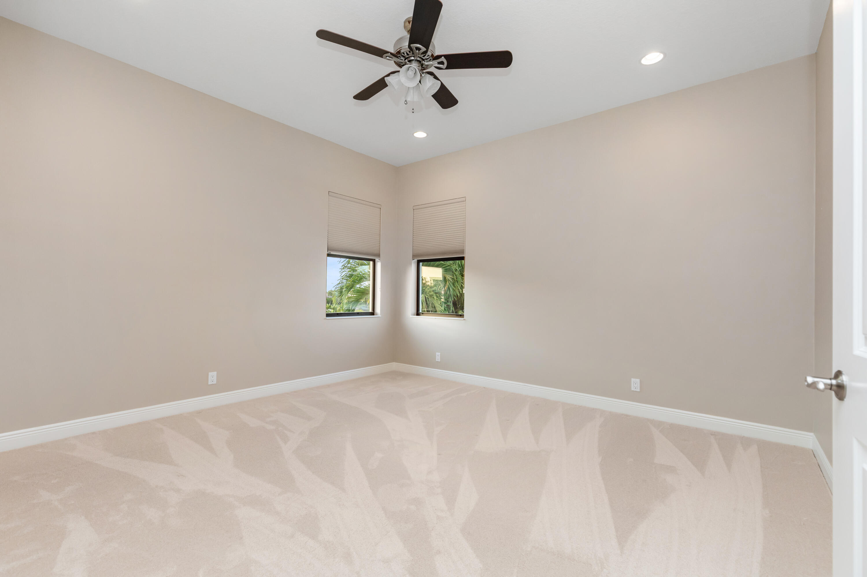 11497 NW 81st Place