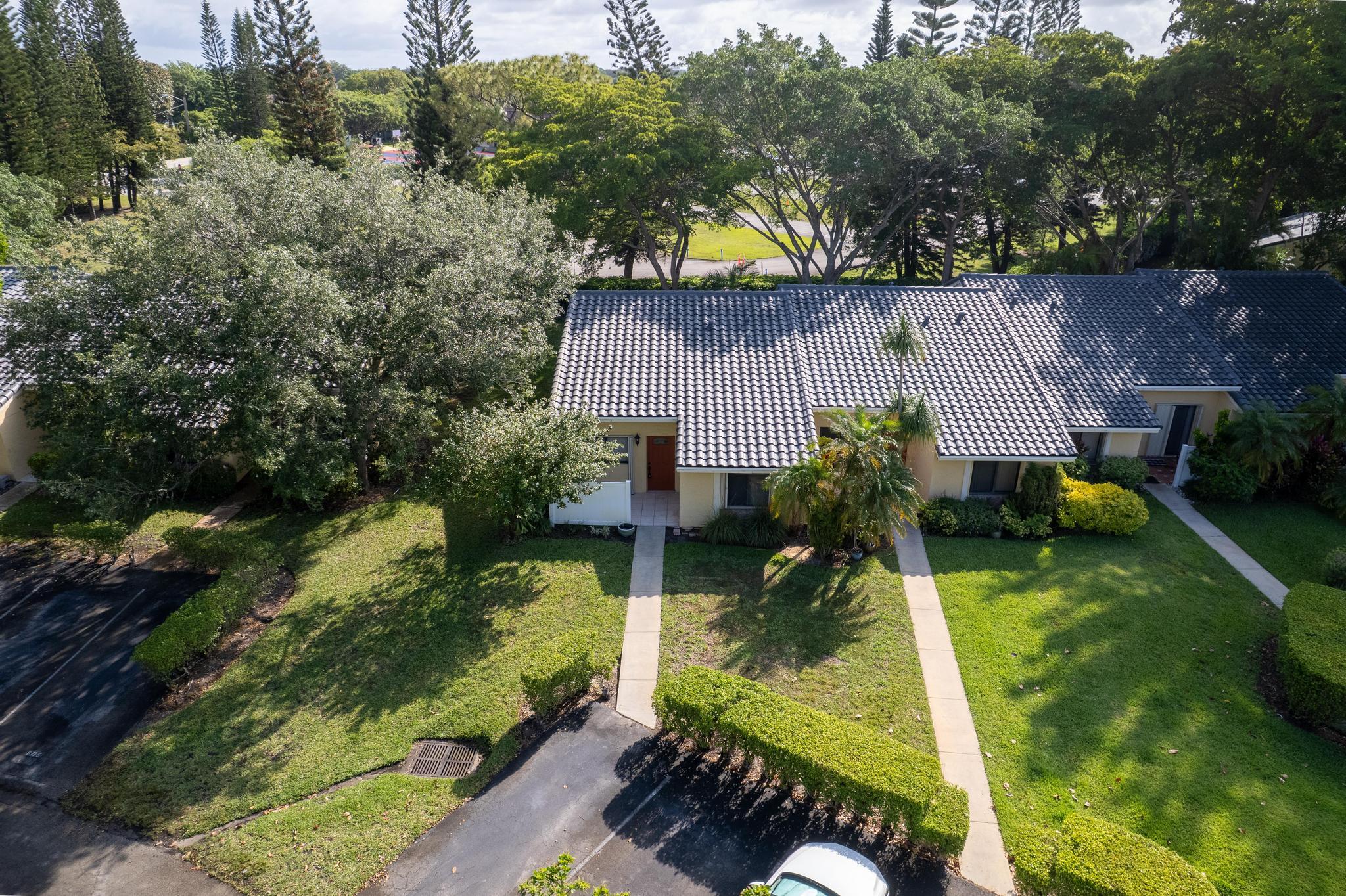 6779 Bridlewood Court