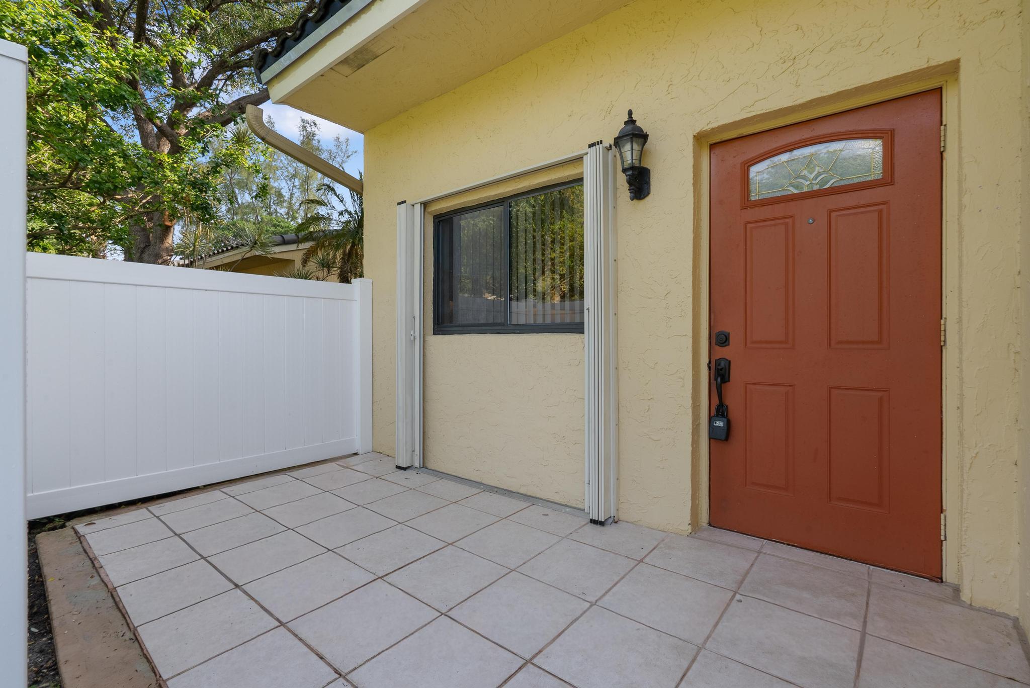 6779 Bridlewood Court