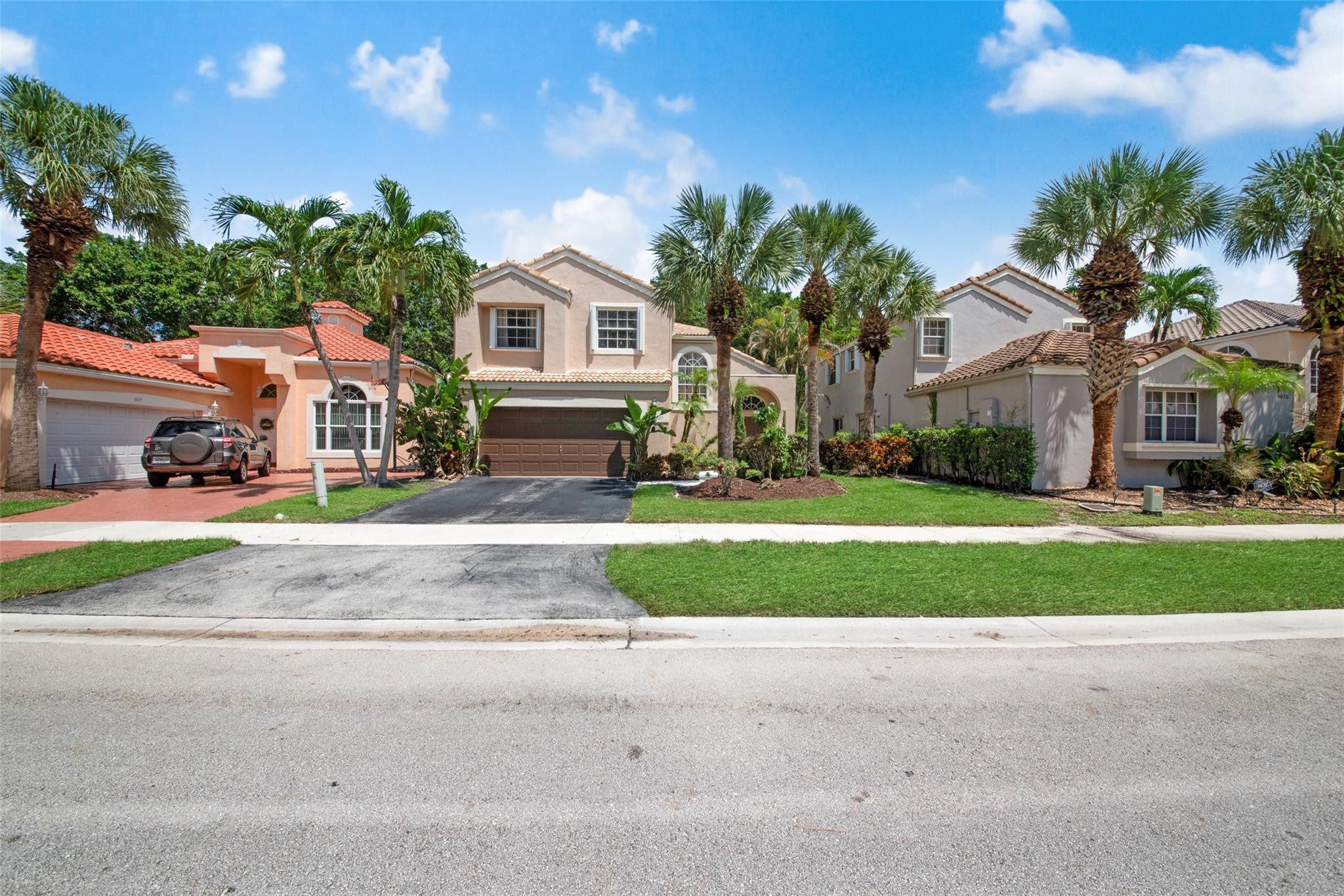 6625 NW 75th Place
