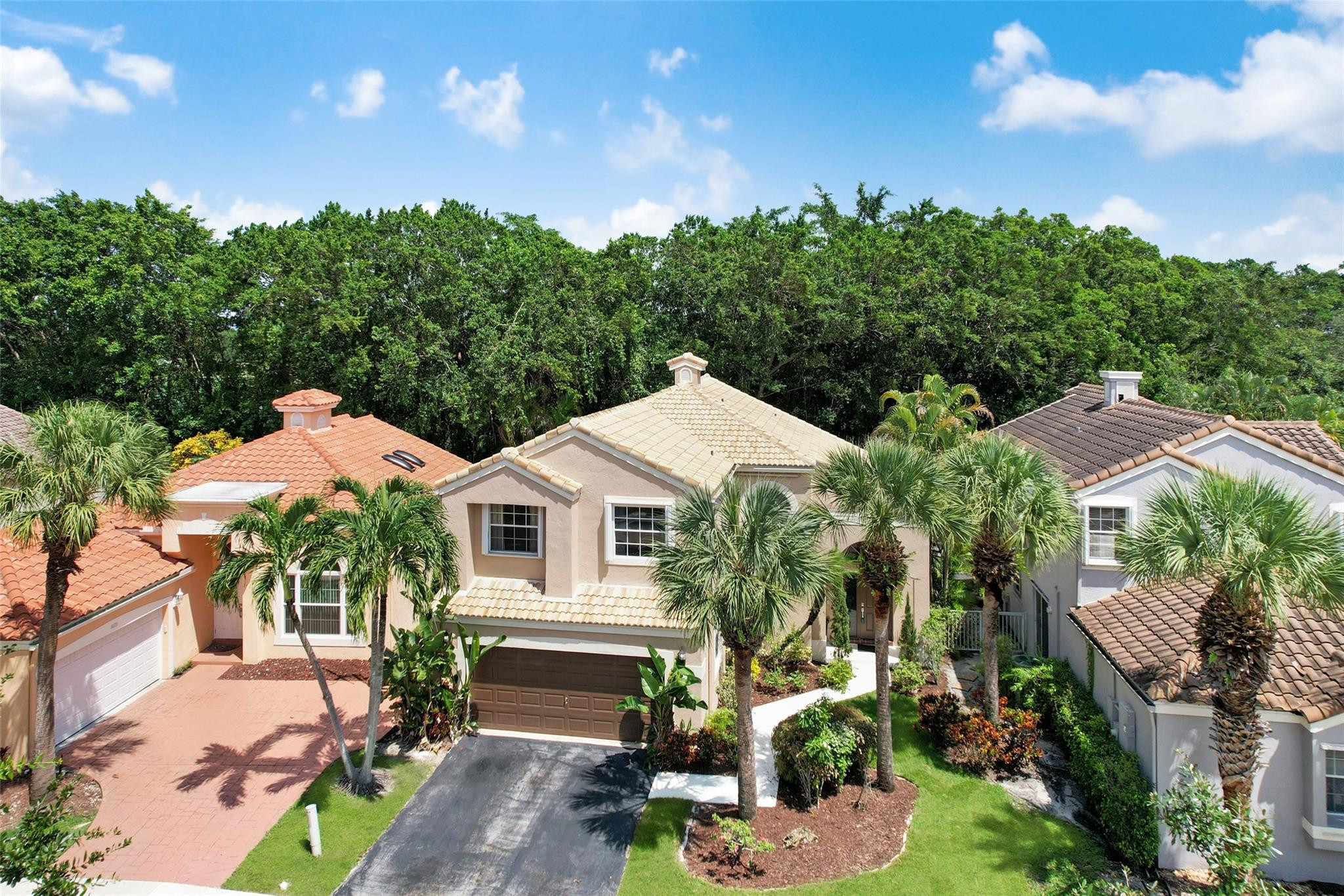 6625 NW 75th Place