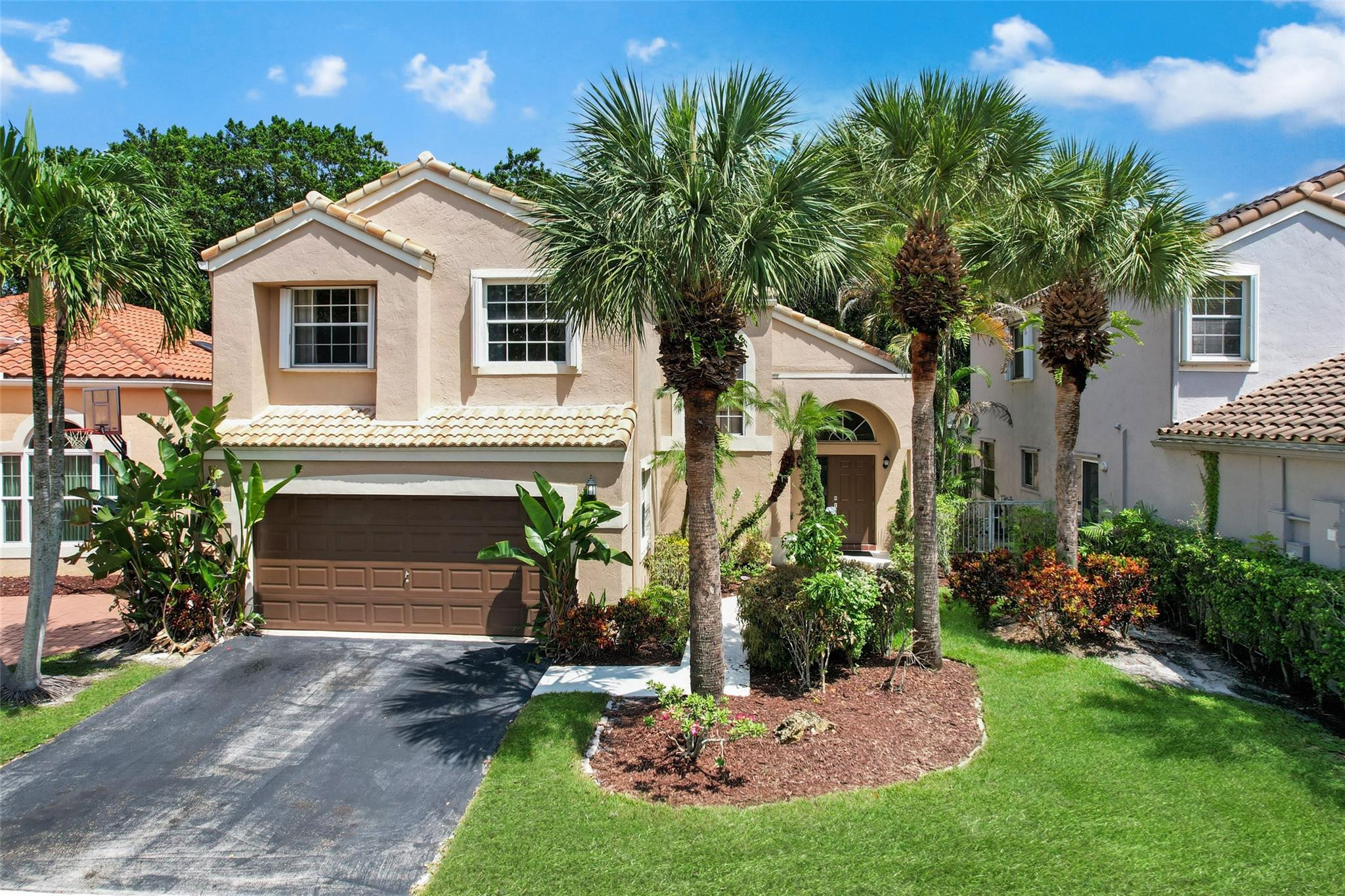 6625 NW 75th Place