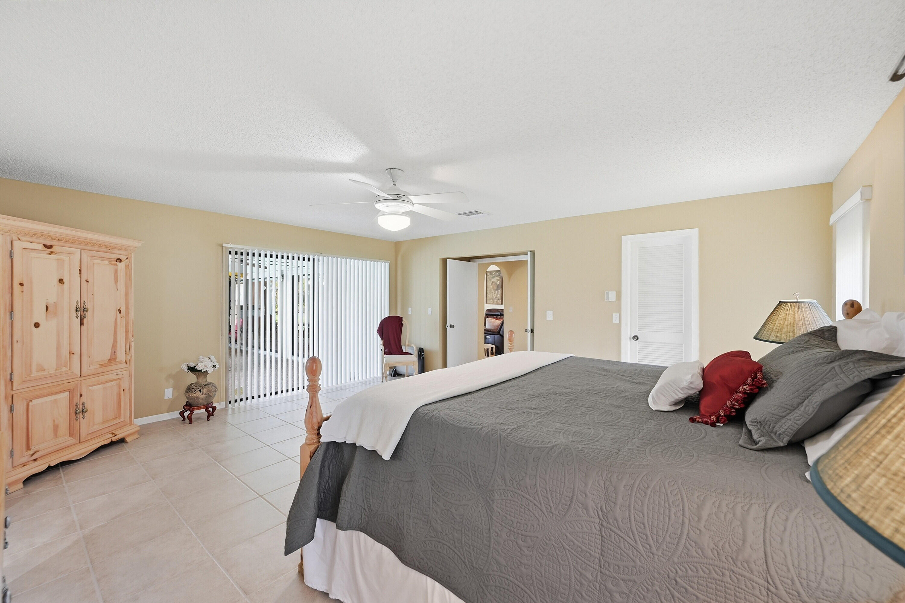 1042 NW 110th Lane