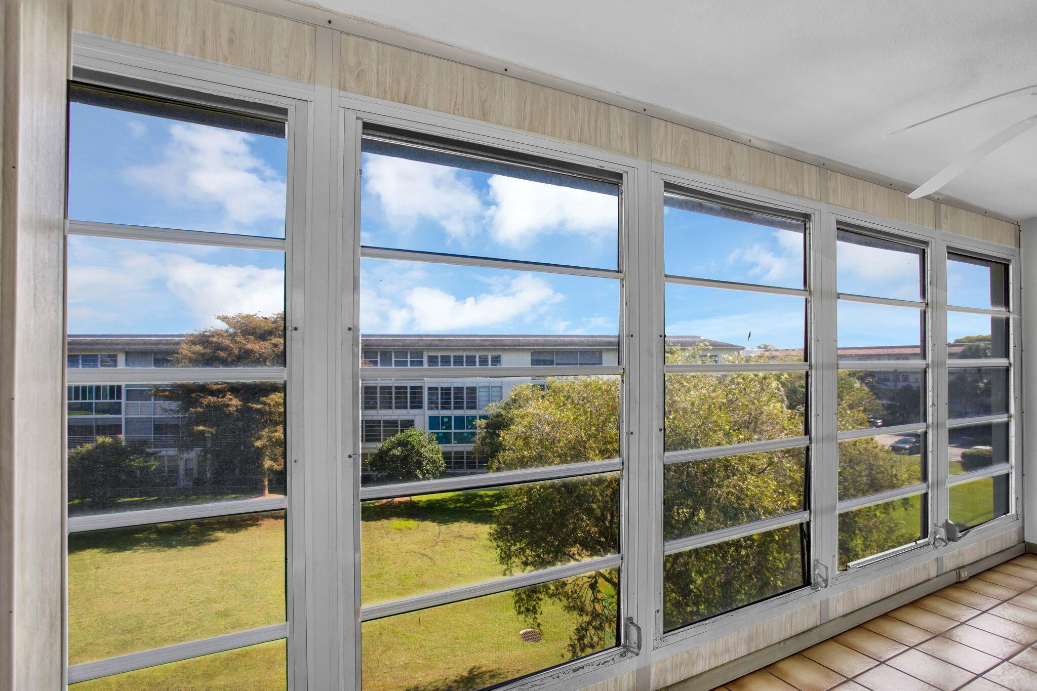 3405 Bimini Lane M4