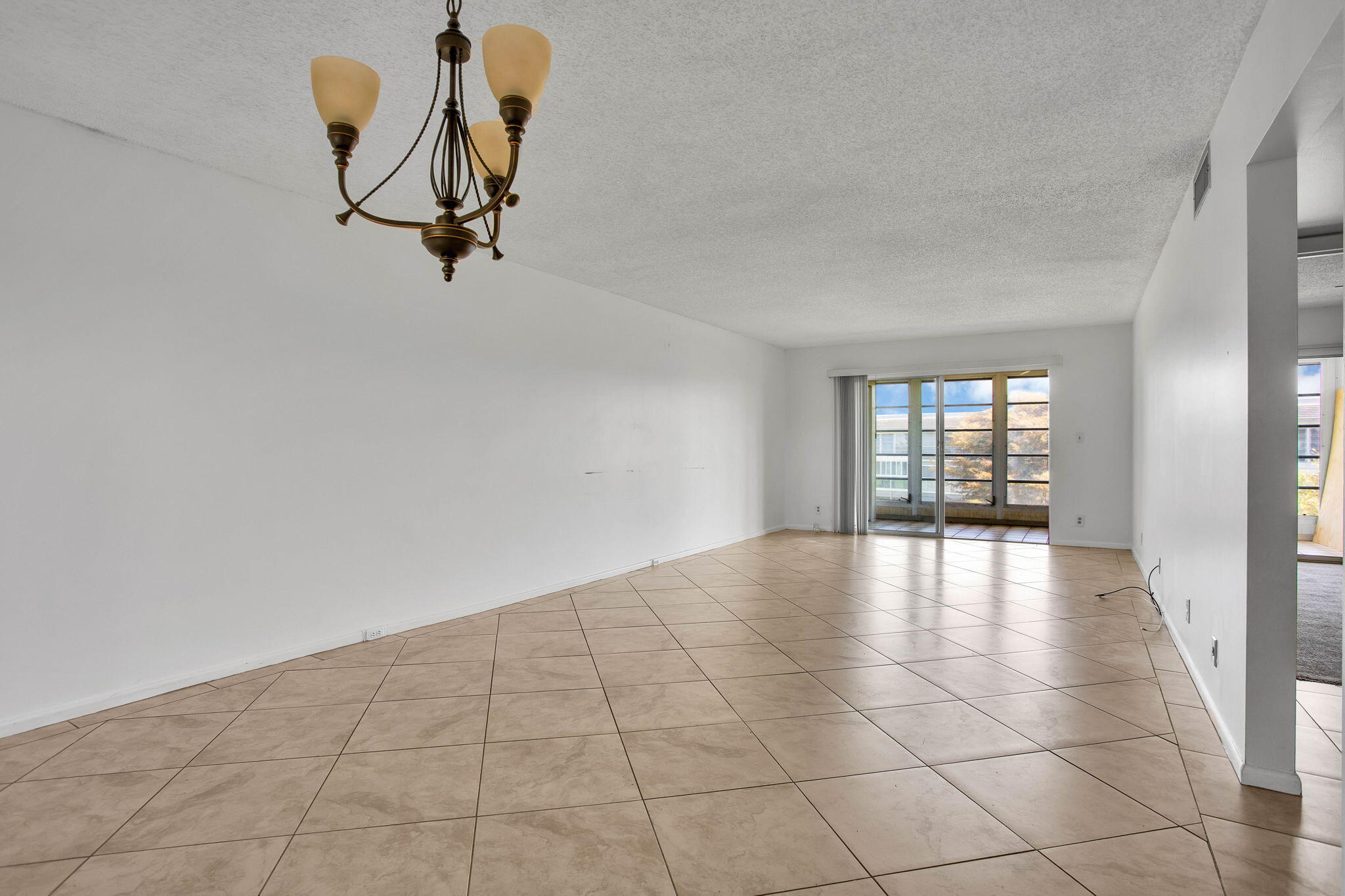 3405 Bimini Lane M4