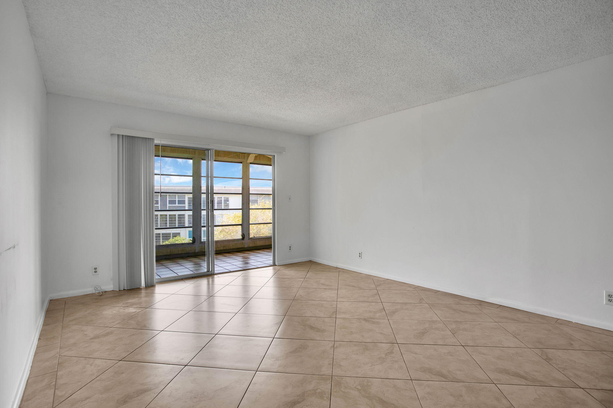 3405 Bimini Lane M4