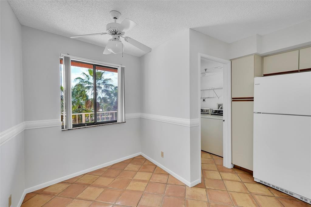 7370 S Oriole Boulevard 607