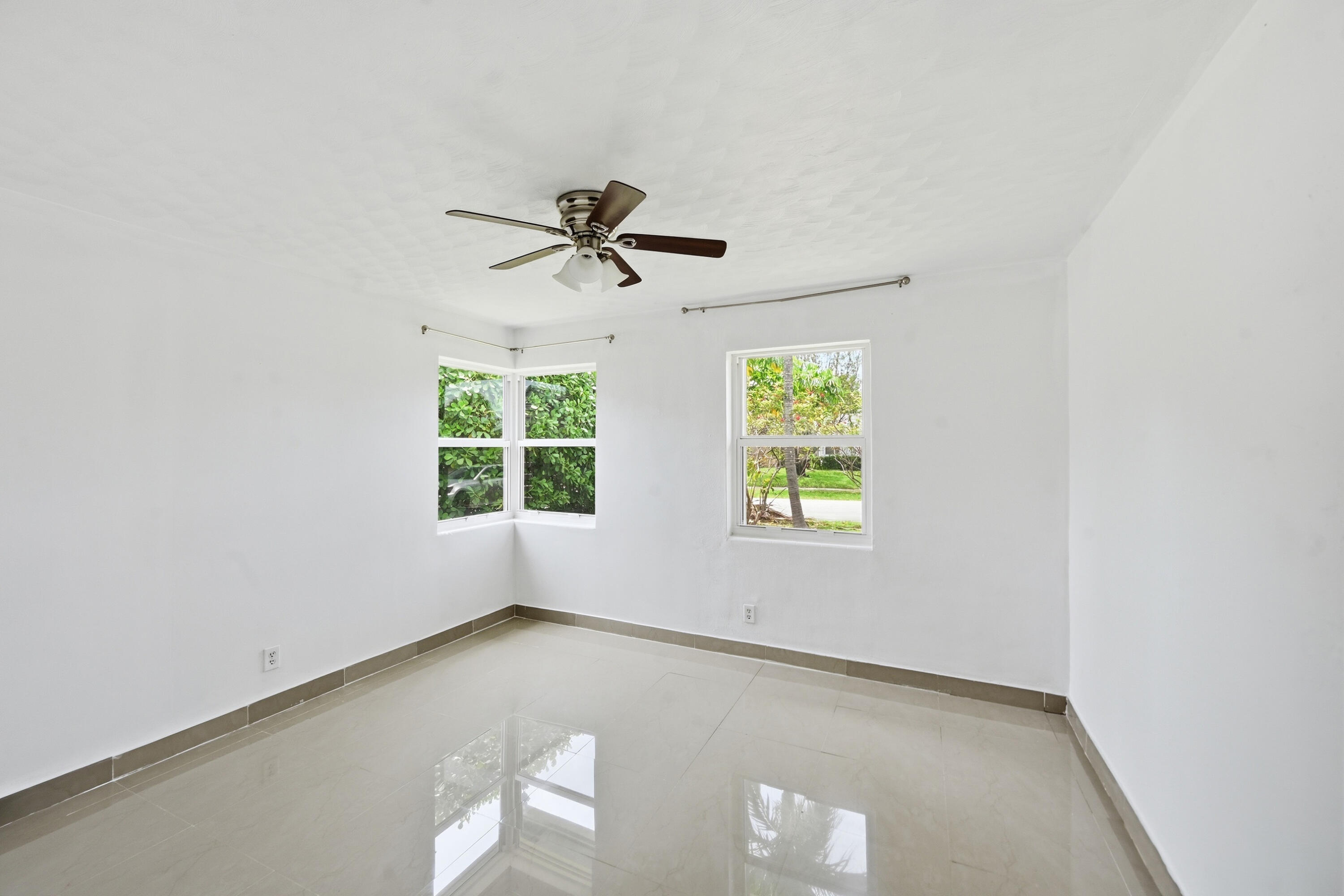 941 NE 23rd Court