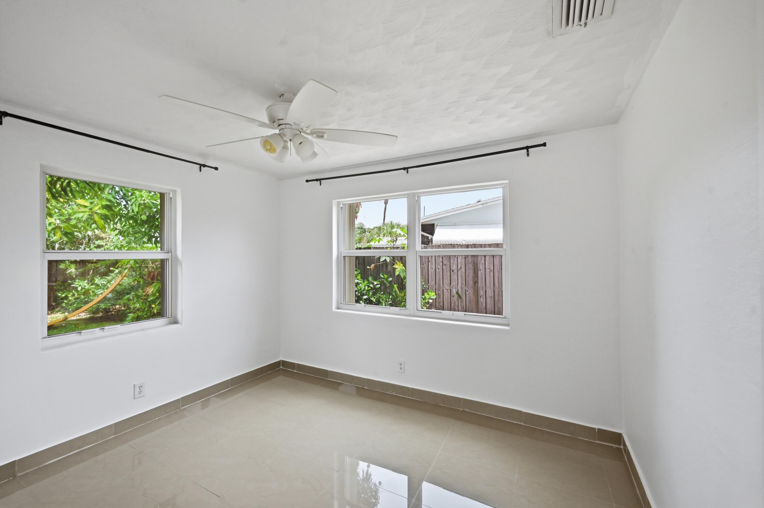 941 NE 23rd Court