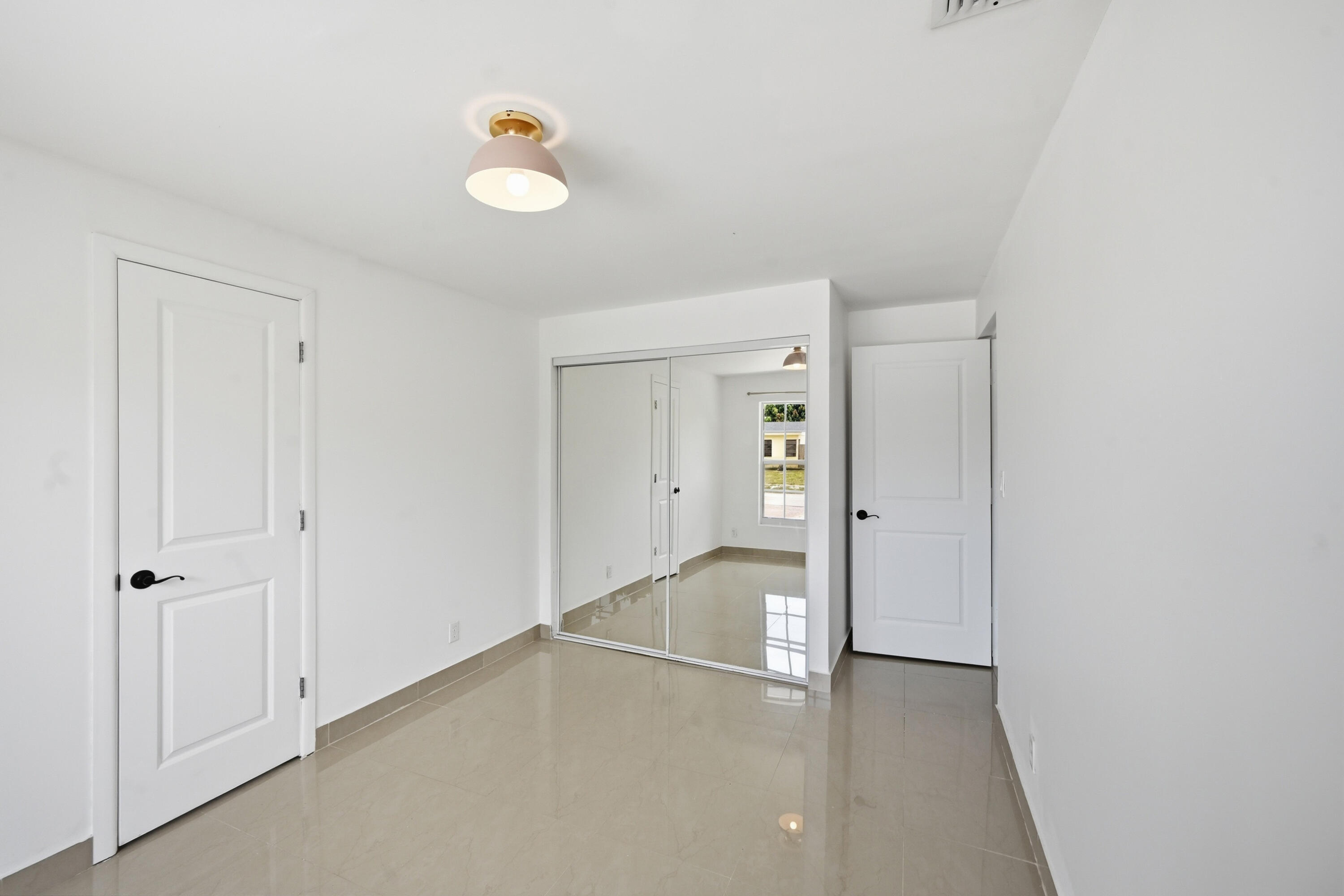 941 NE 23rd Court