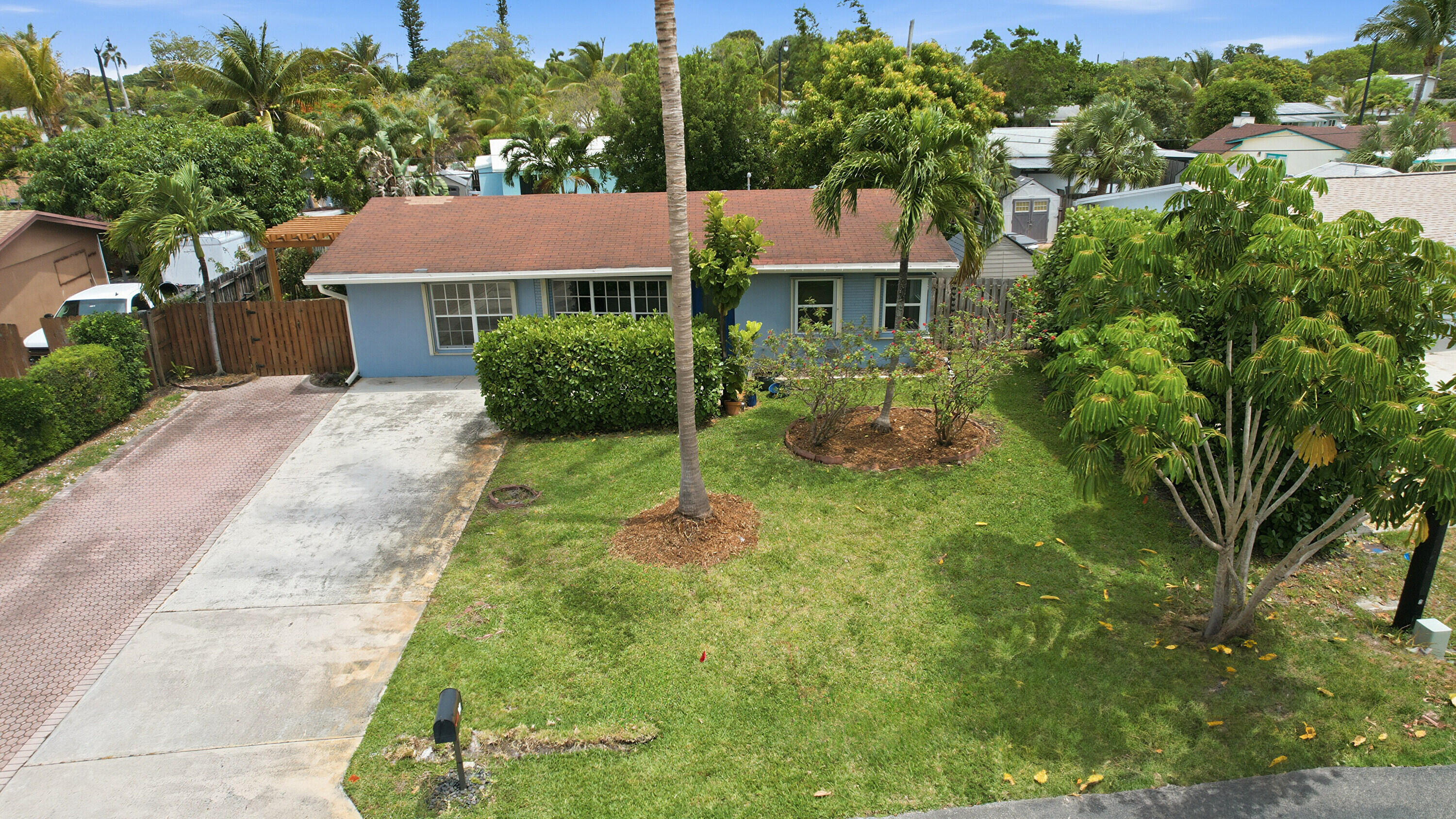941 NE 23rd Court