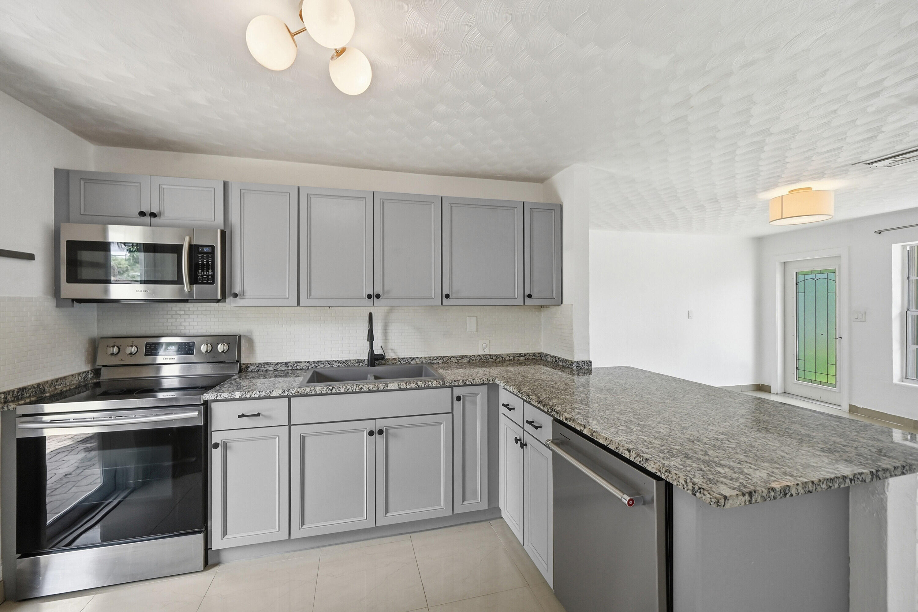 941 NE 23rd Court