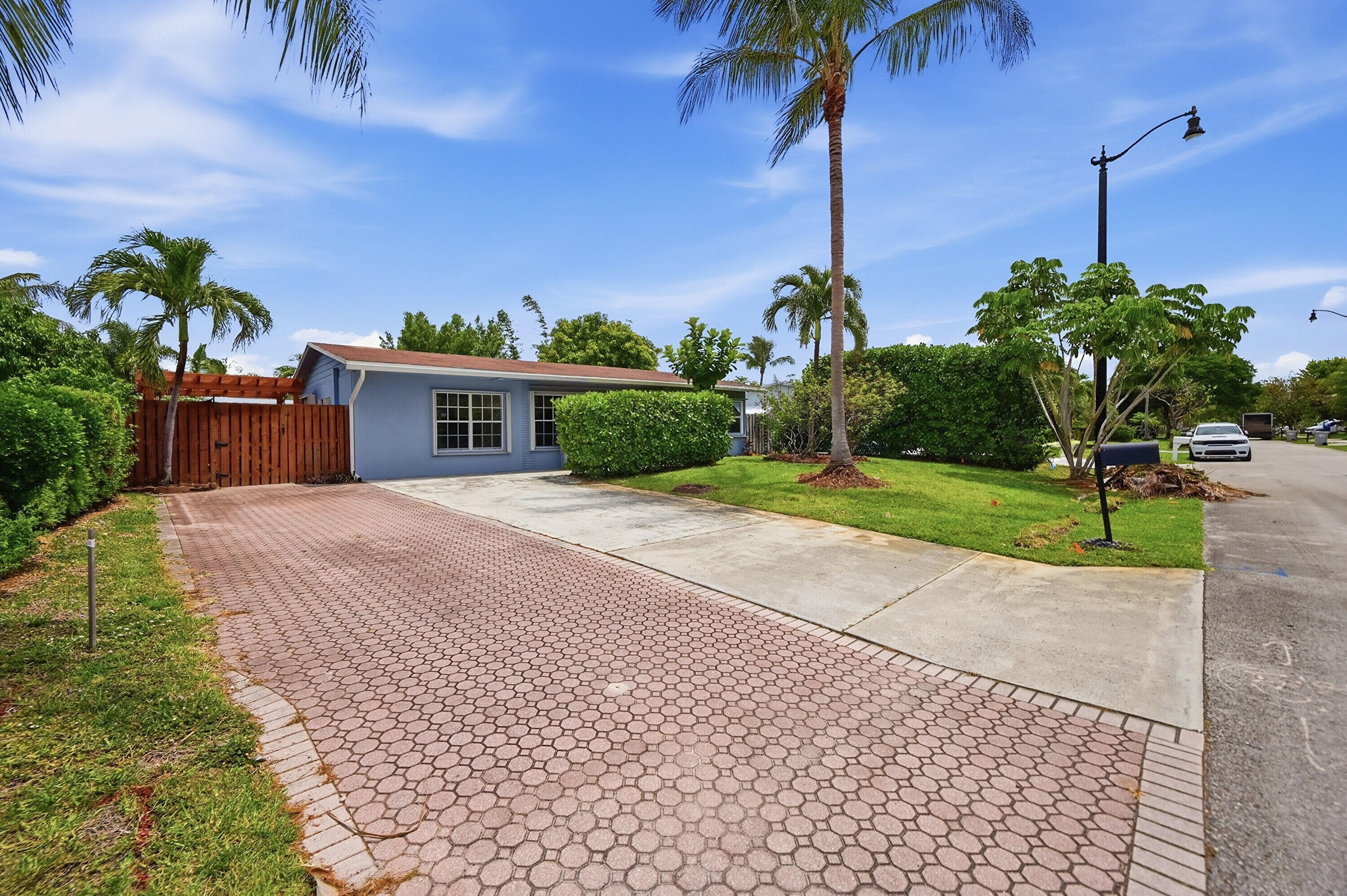 941 NE 23rd Court
