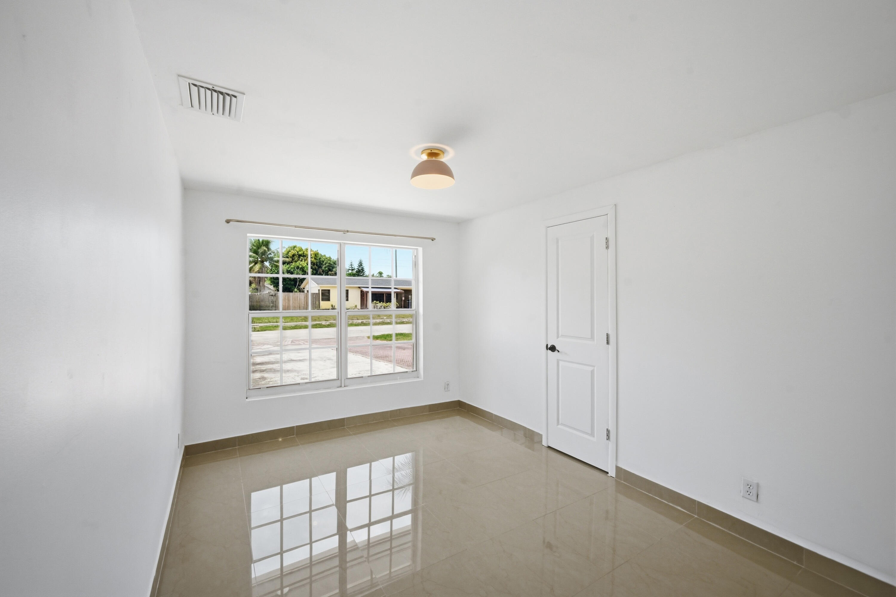 941 NE 23rd Court