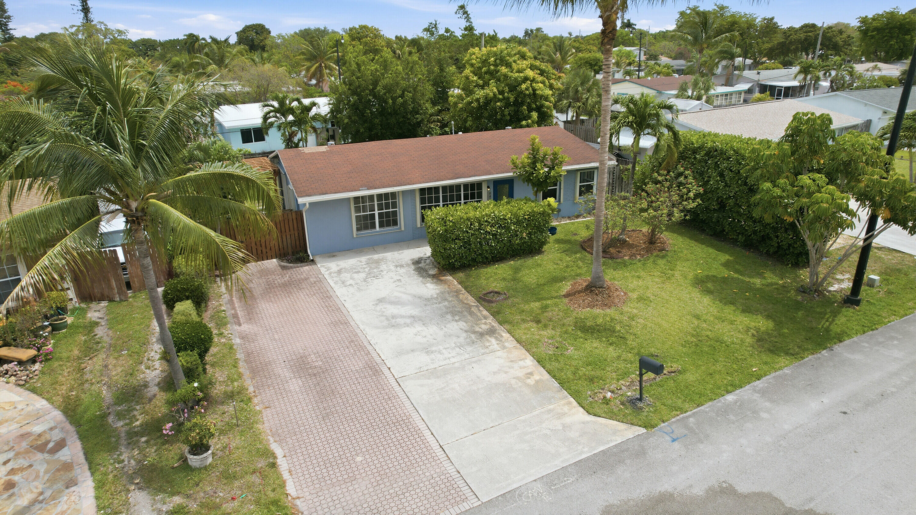 941 NE 23rd Court