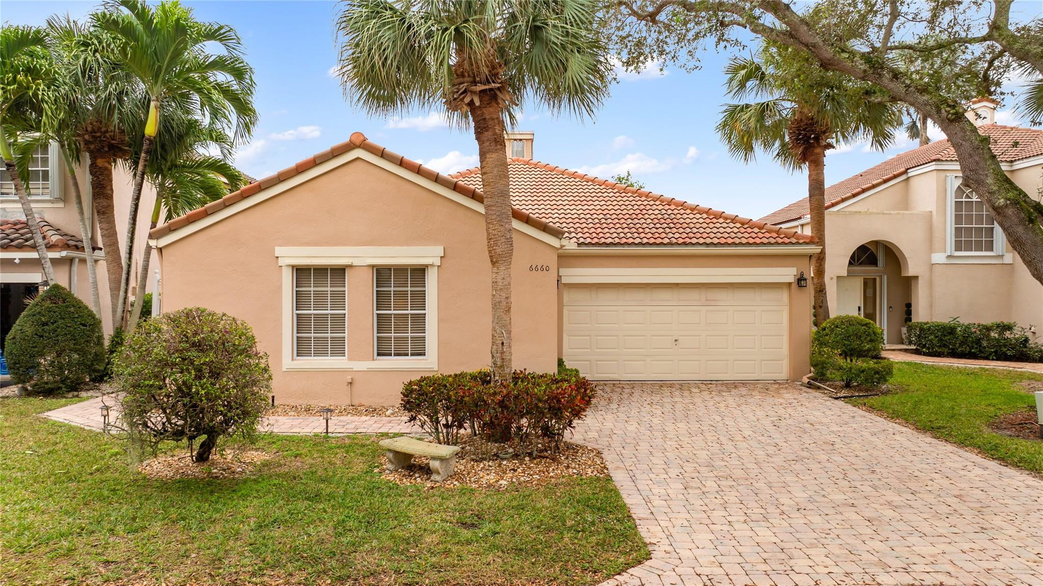6660 NW 75th Place