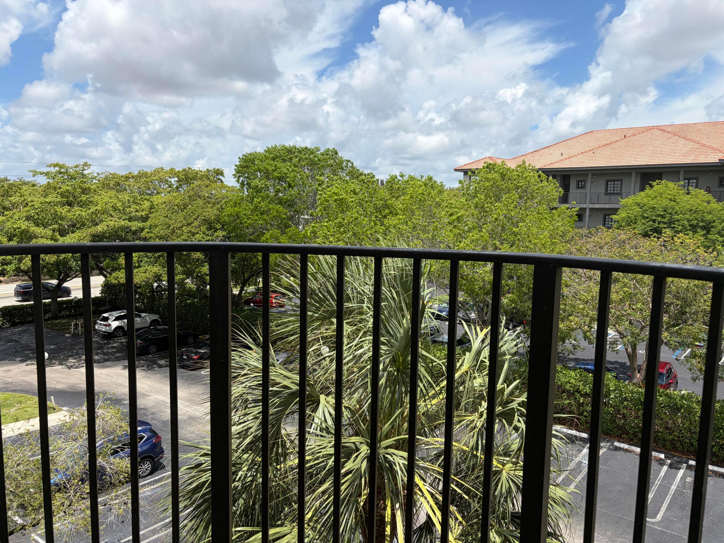 2771 Riverside Drive 412-a