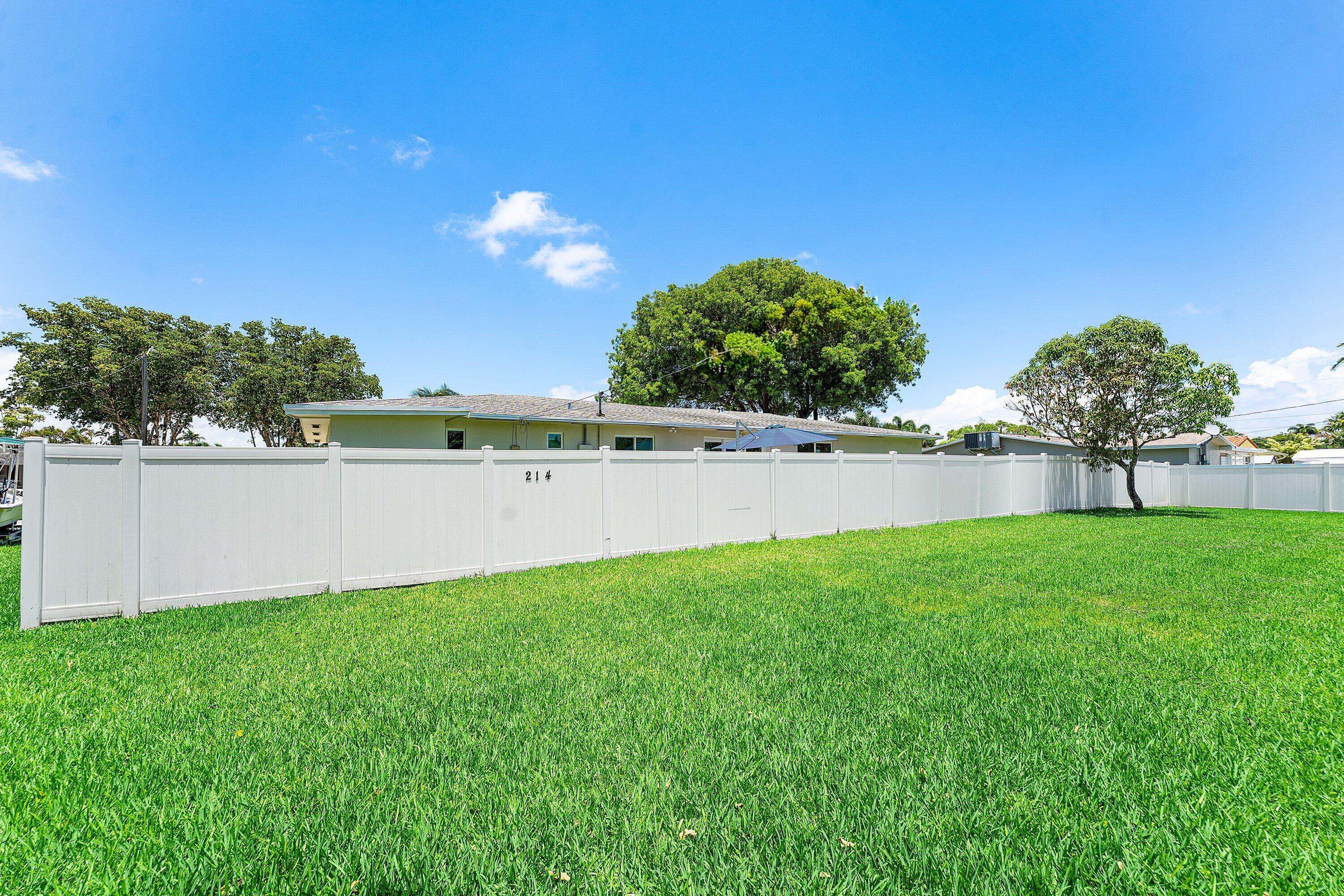 214 SE 5th Street