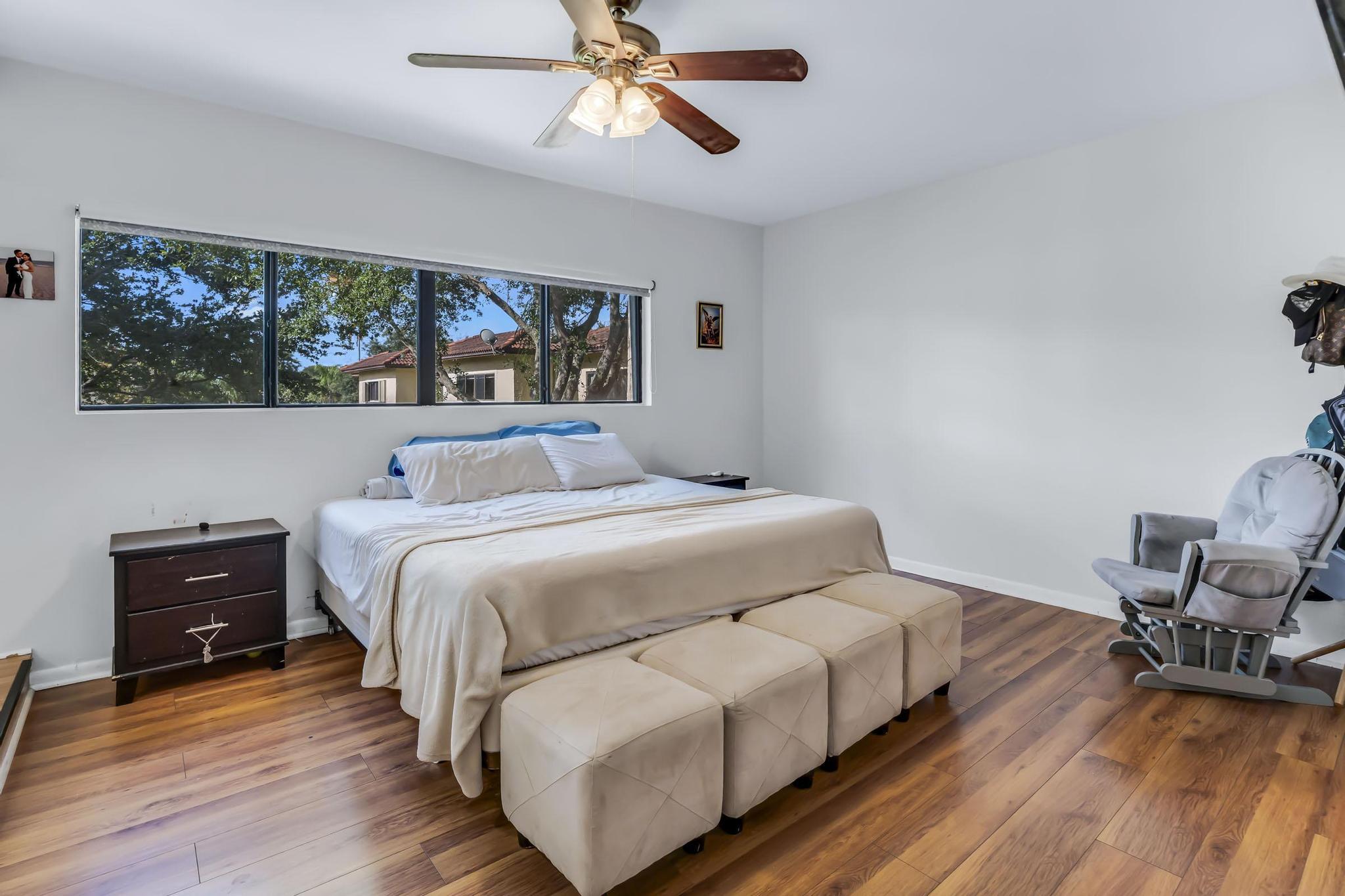 8858 NW 48th Street 8858