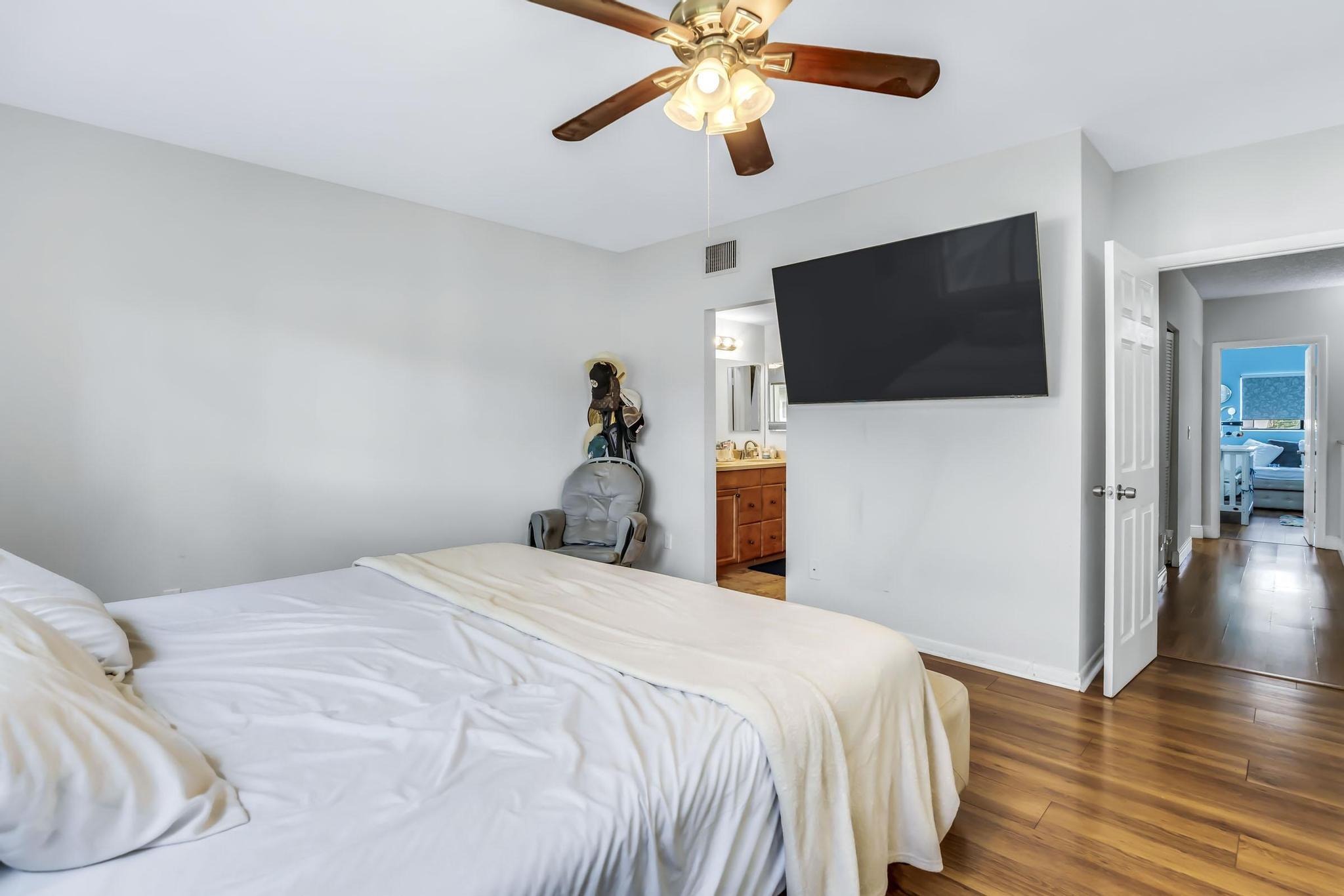 8858 NW 48th Street 8858