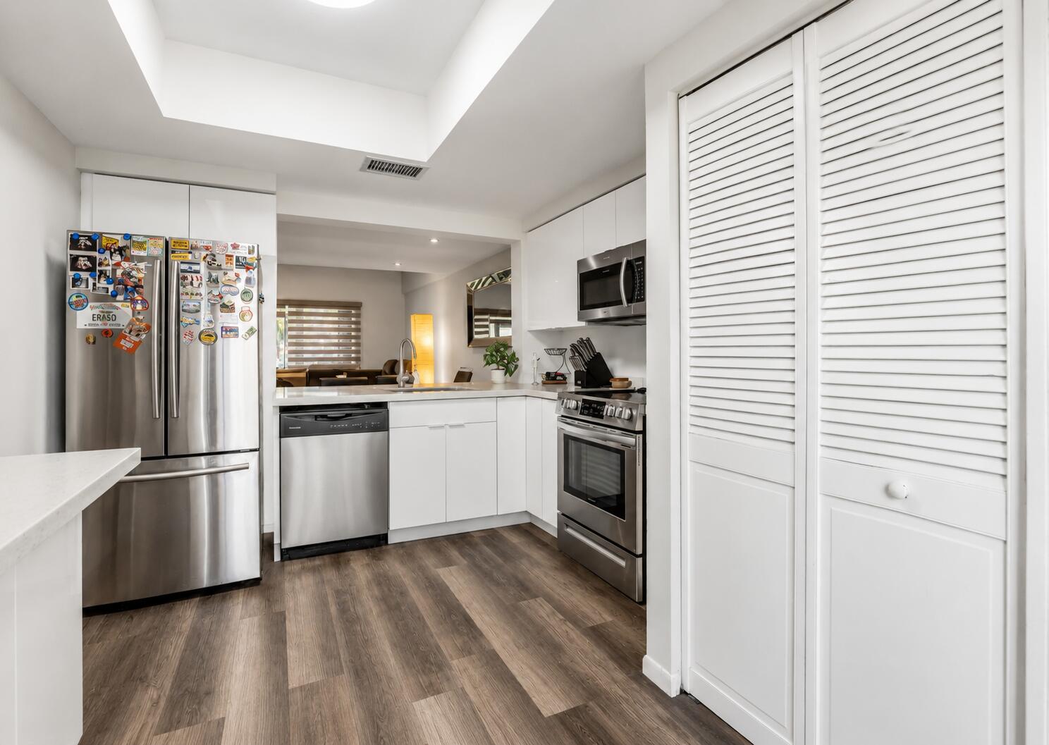 8858 NW 48th Street 8858