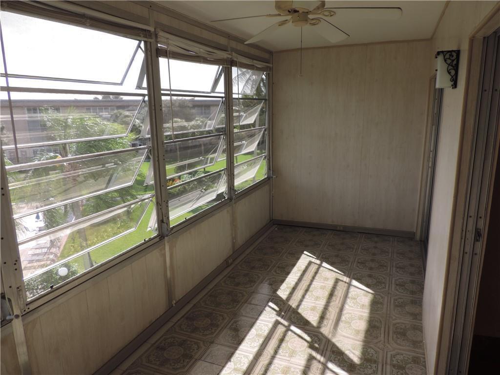 2901 Victoria Circle H4
