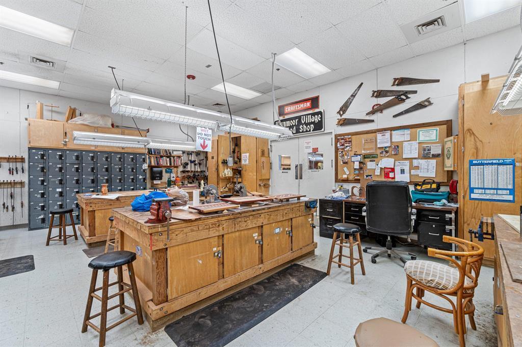 2901 Victoria Circle H4