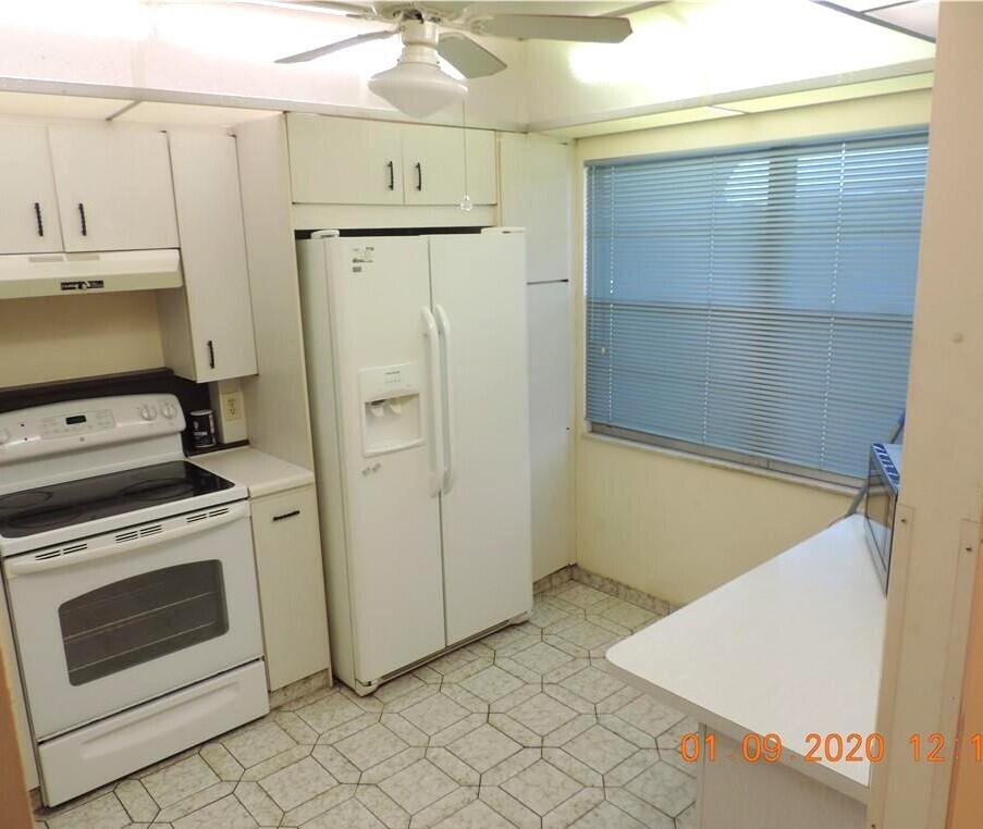 2901 Victoria Circle H4
