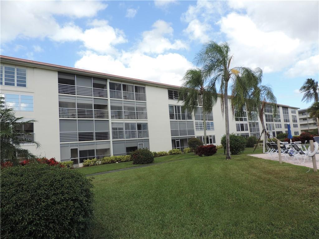 2901 Victoria Circle H4