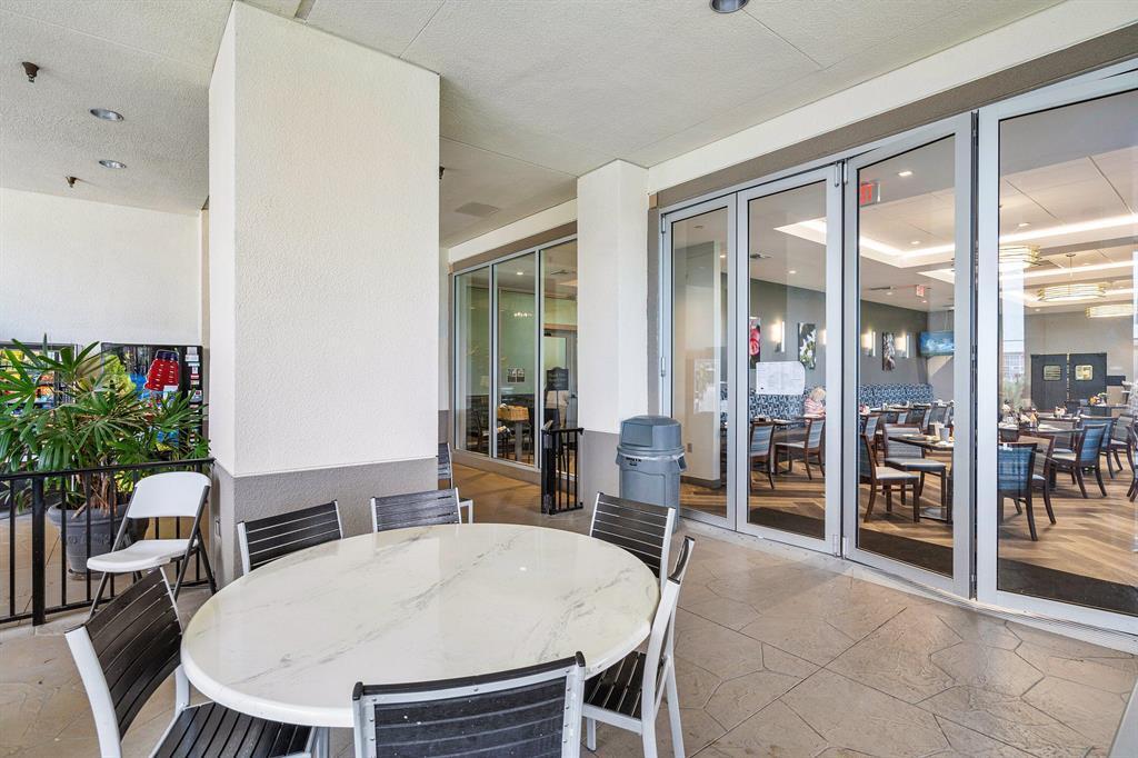 2901 Victoria Circle H4