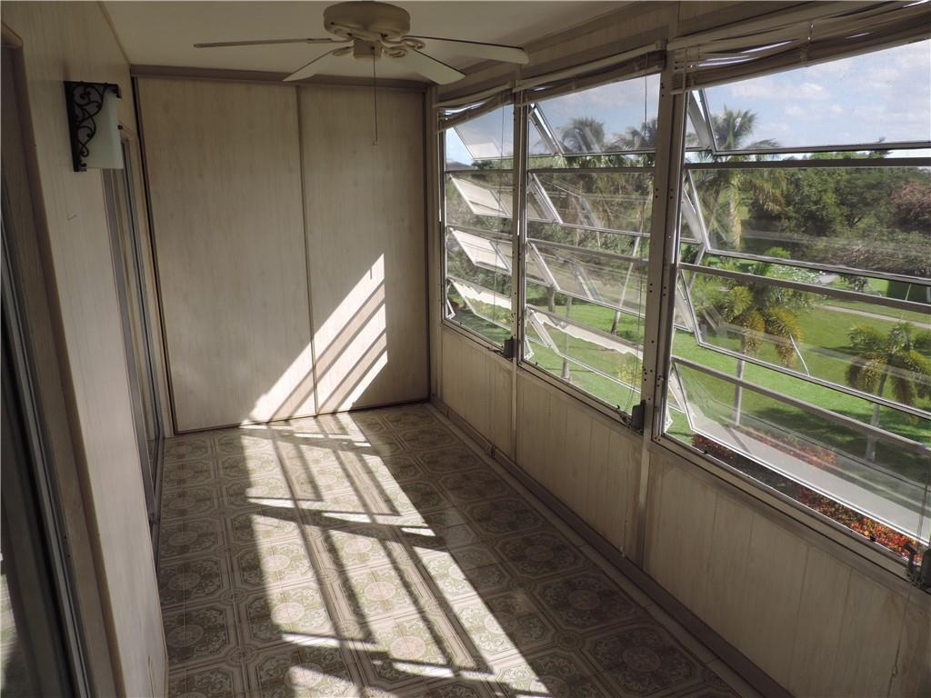 2901 Victoria Circle H4
