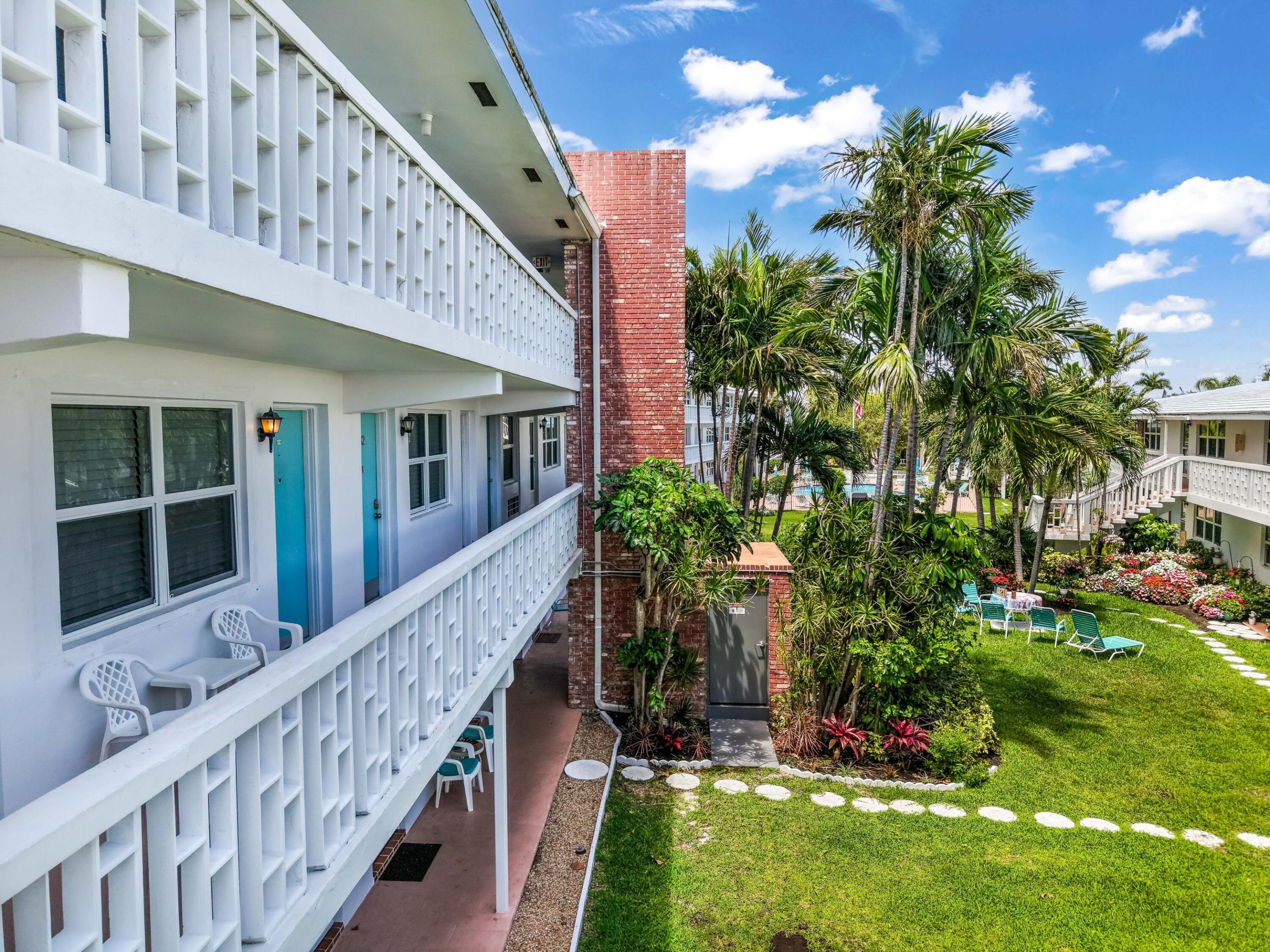 228 Hibiscus Avenue 233, Lauderdale-By-The-Sea Unit: 233