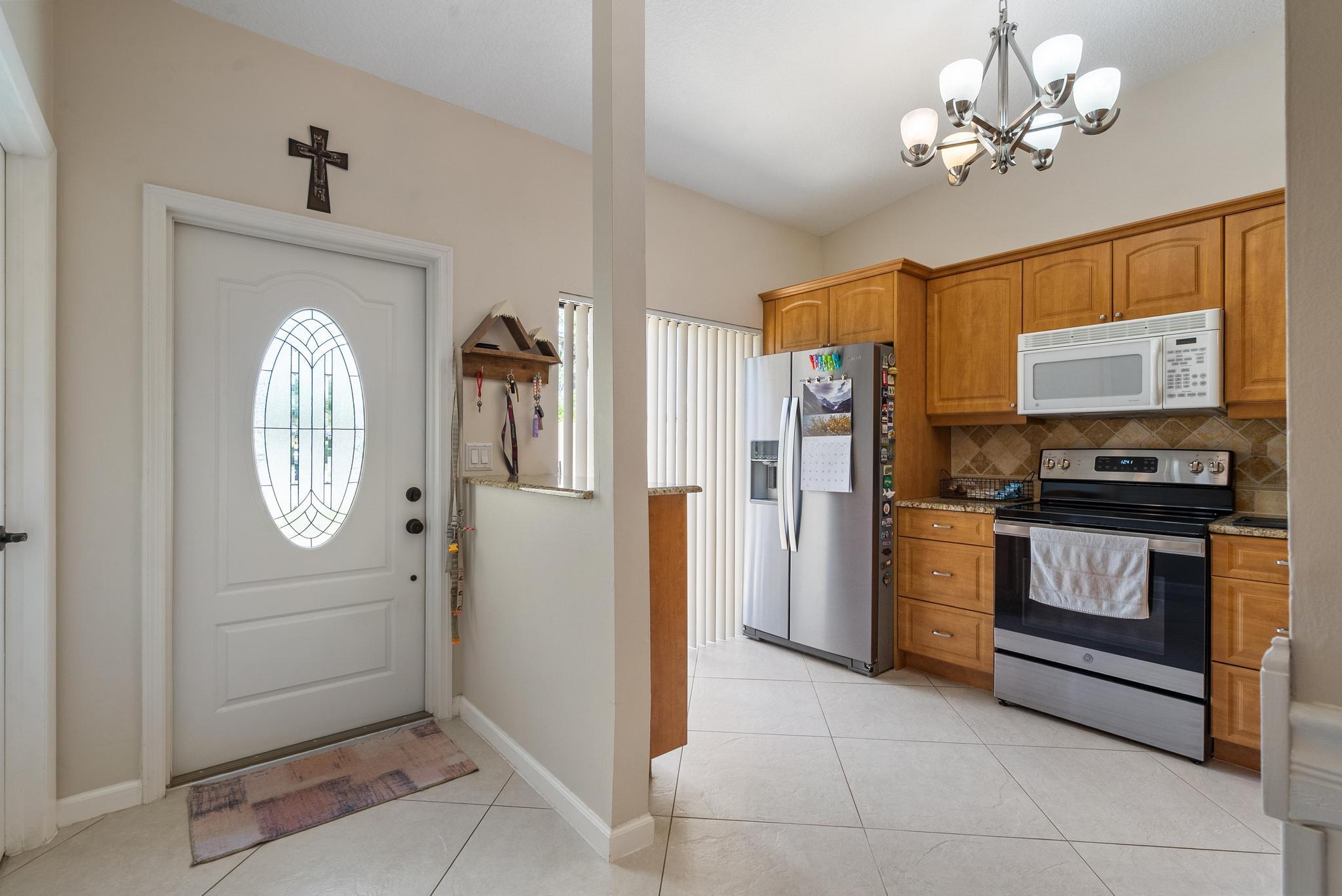 6789 Bridlewood Court .