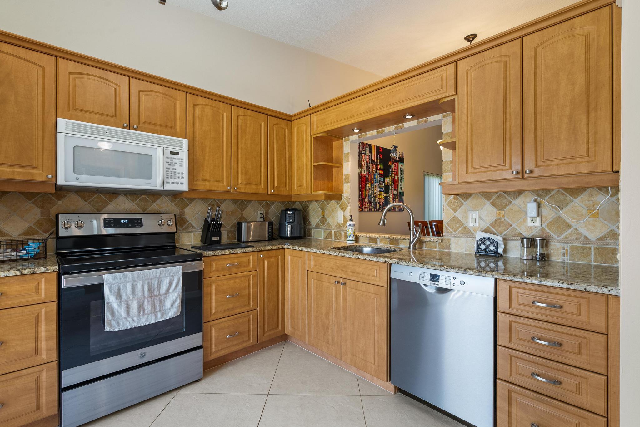 6789 Bridlewood Court .