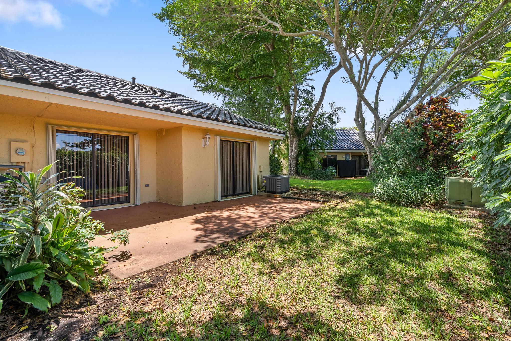 6789 Bridlewood Court .