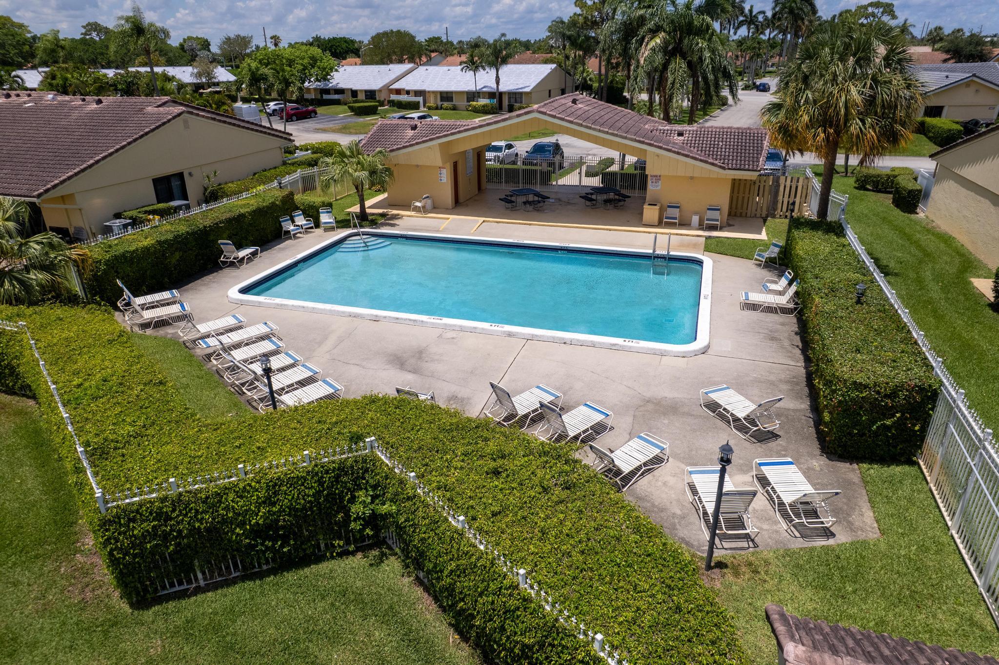 6789 Bridlewood Court .