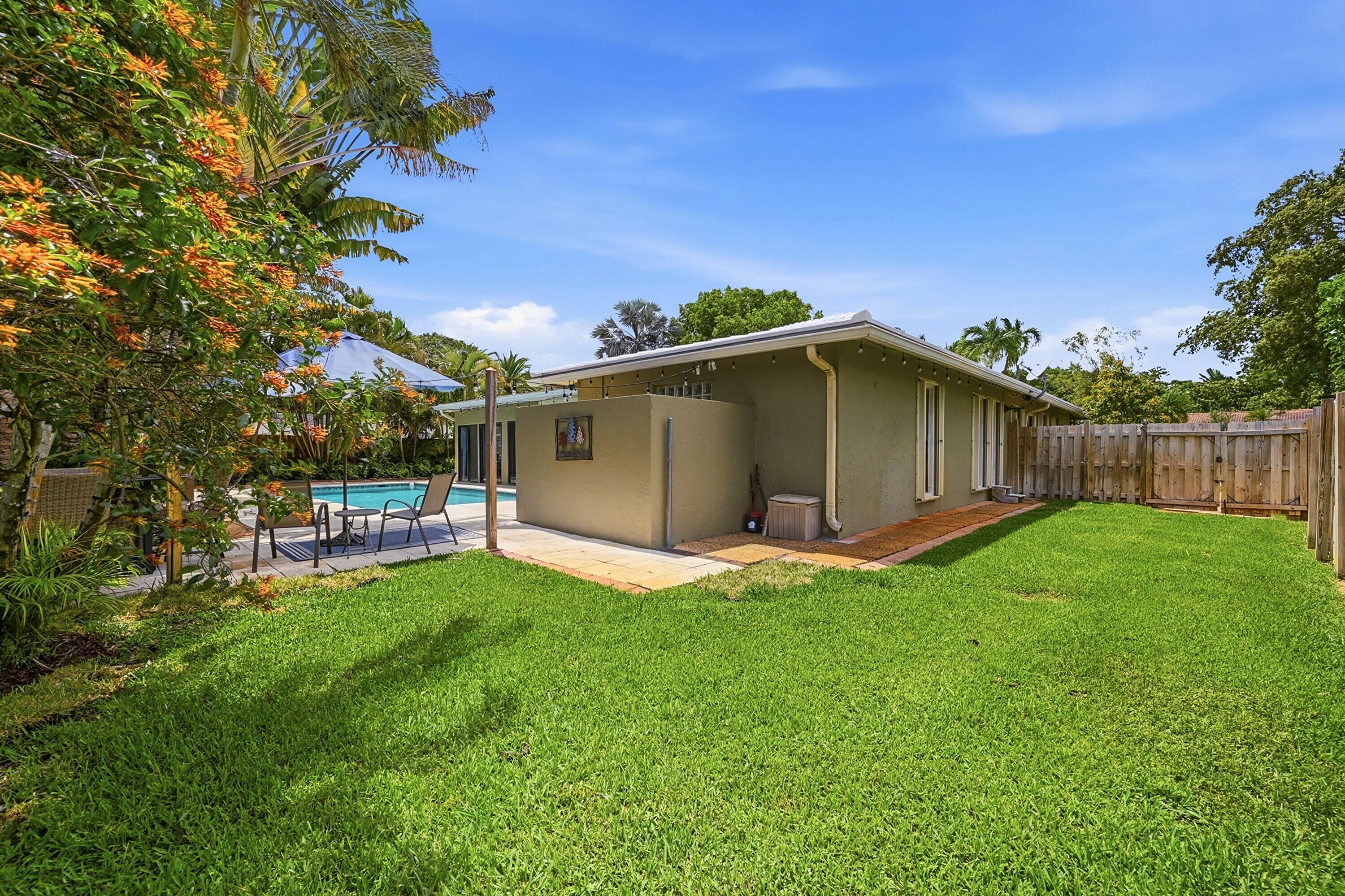 9922 NW 19th Street