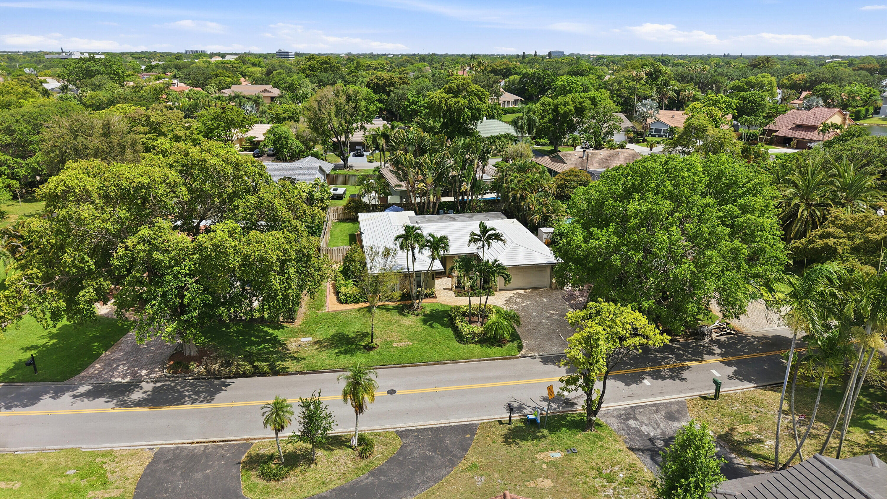 9922 NW 19th Street