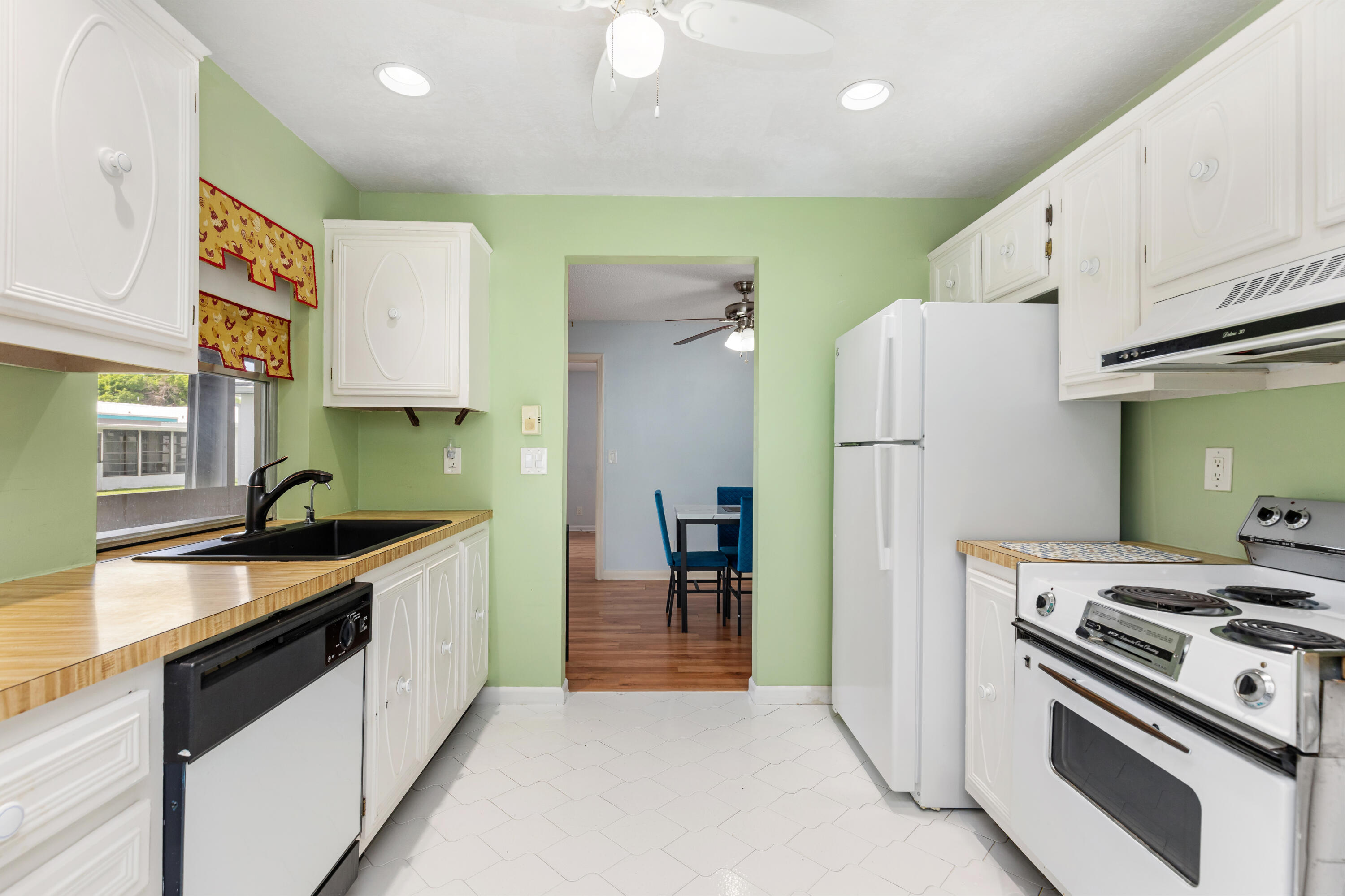1261 NW 90th Drive