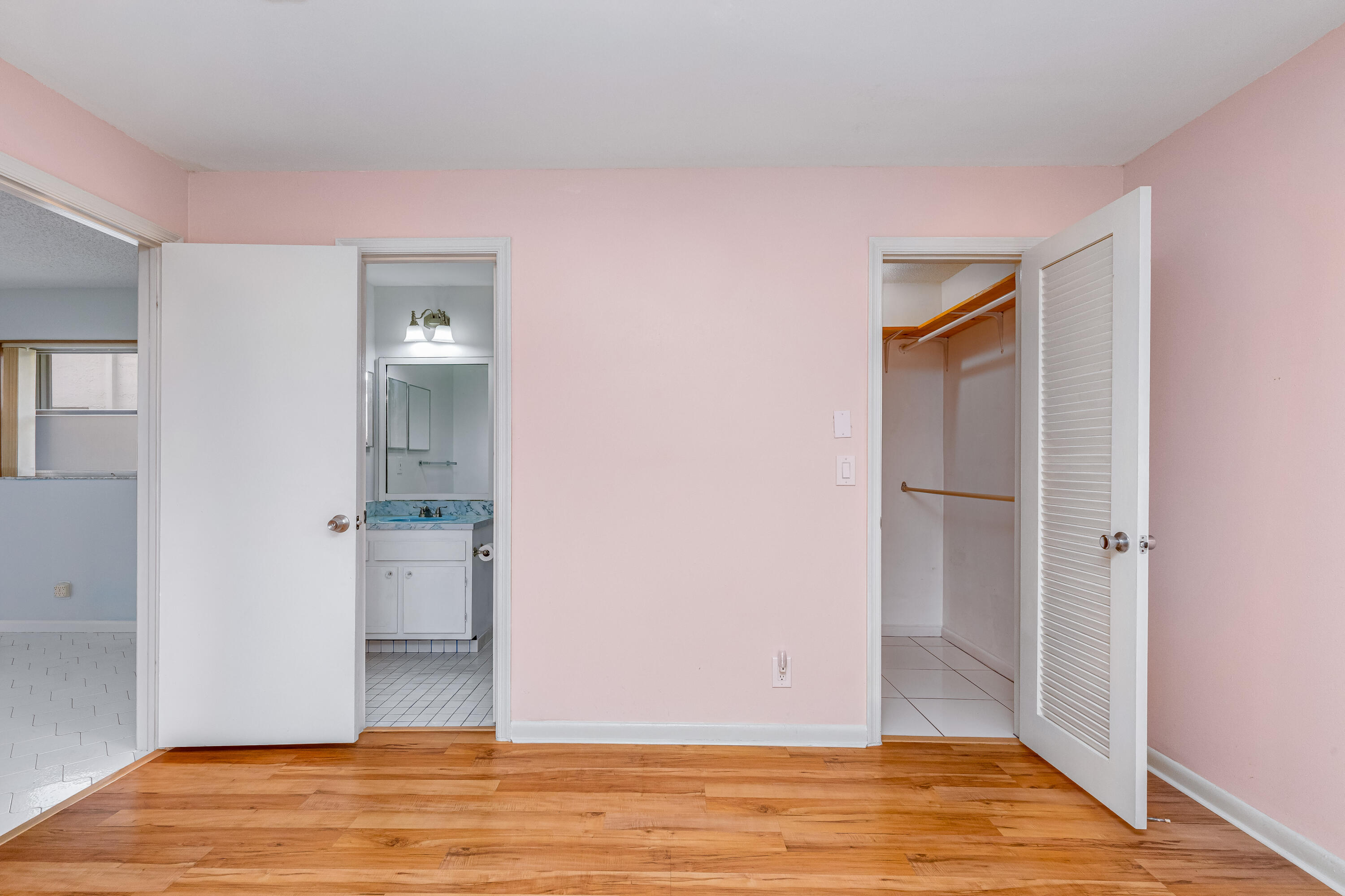 1261 NW 90th Drive