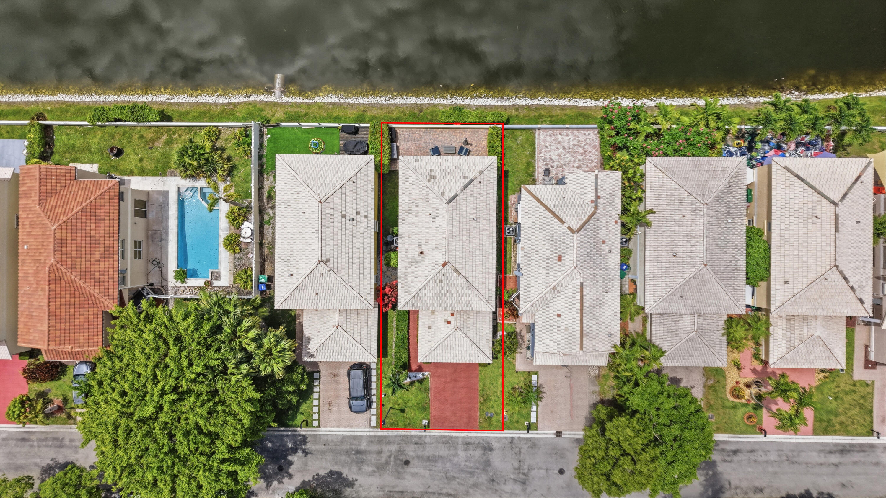 9768 NW 1st Manor
